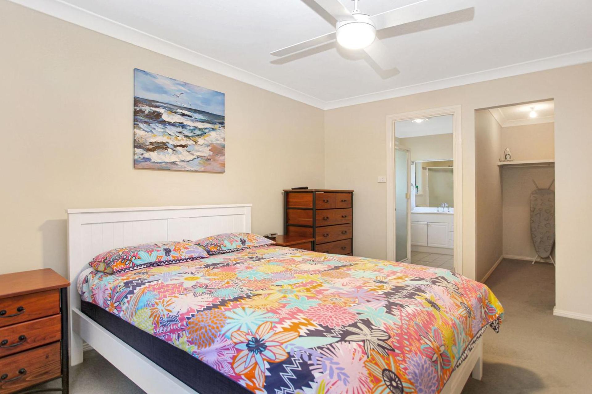 Four Bedroom Quality Townhouse