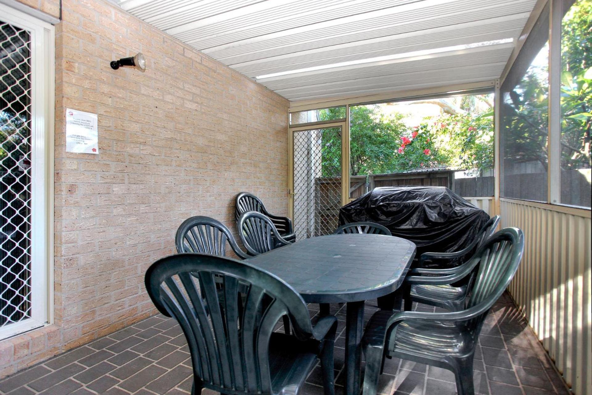 Four Bedroom Quality Townhouse