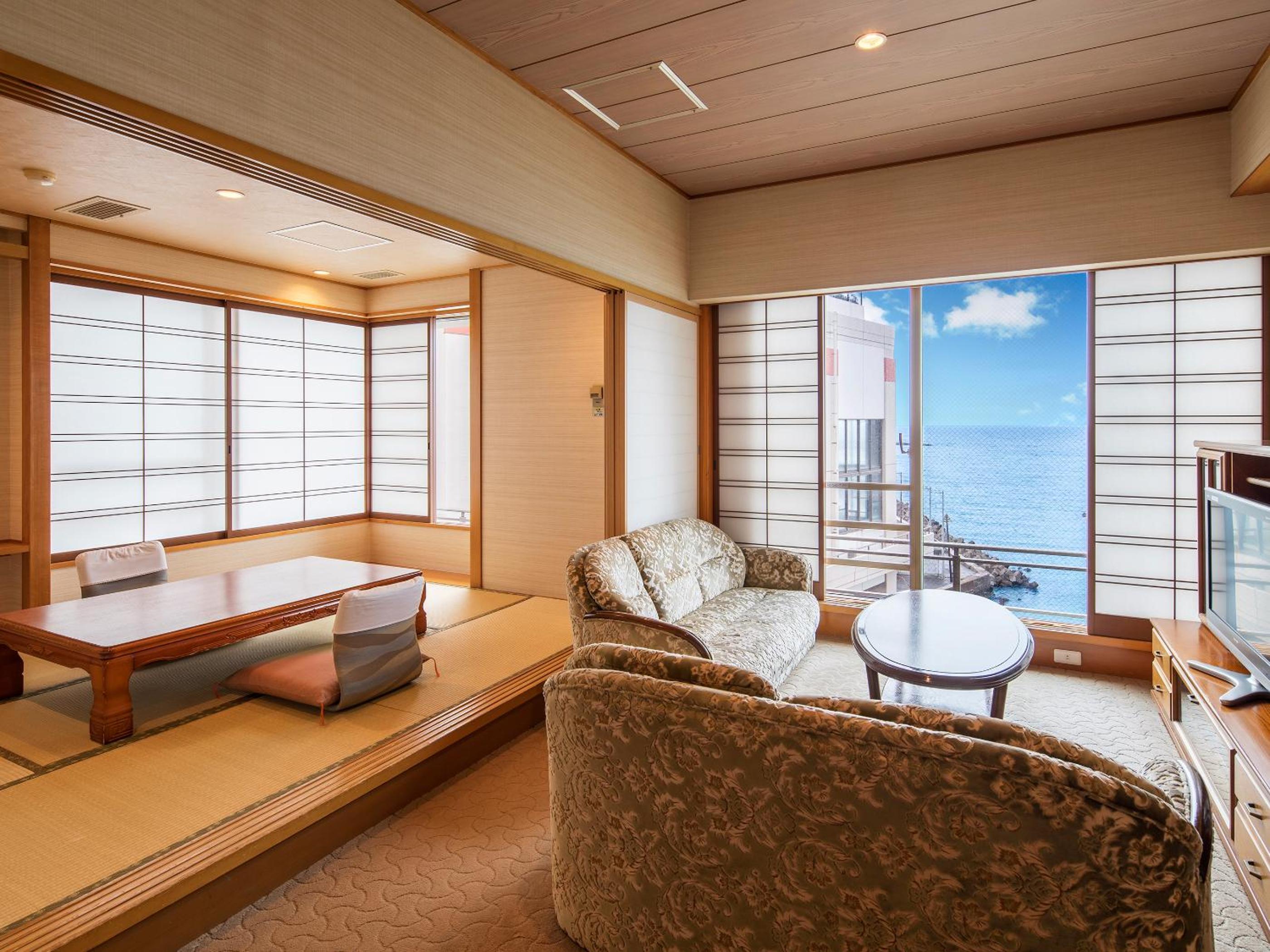 Mikazuki Sea-Park Hotel Katsuura