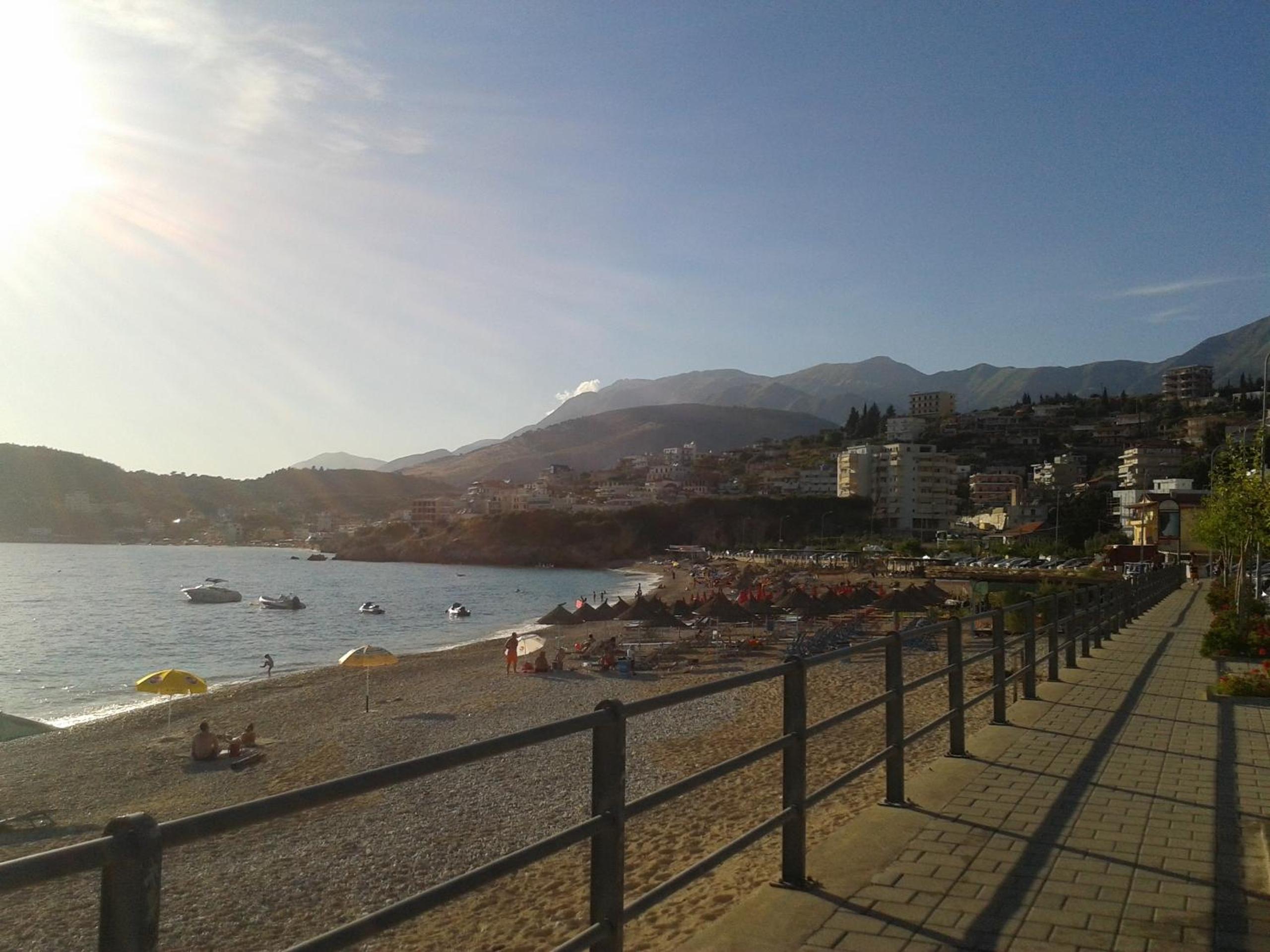 Magic Ionian Apartments & Rooms