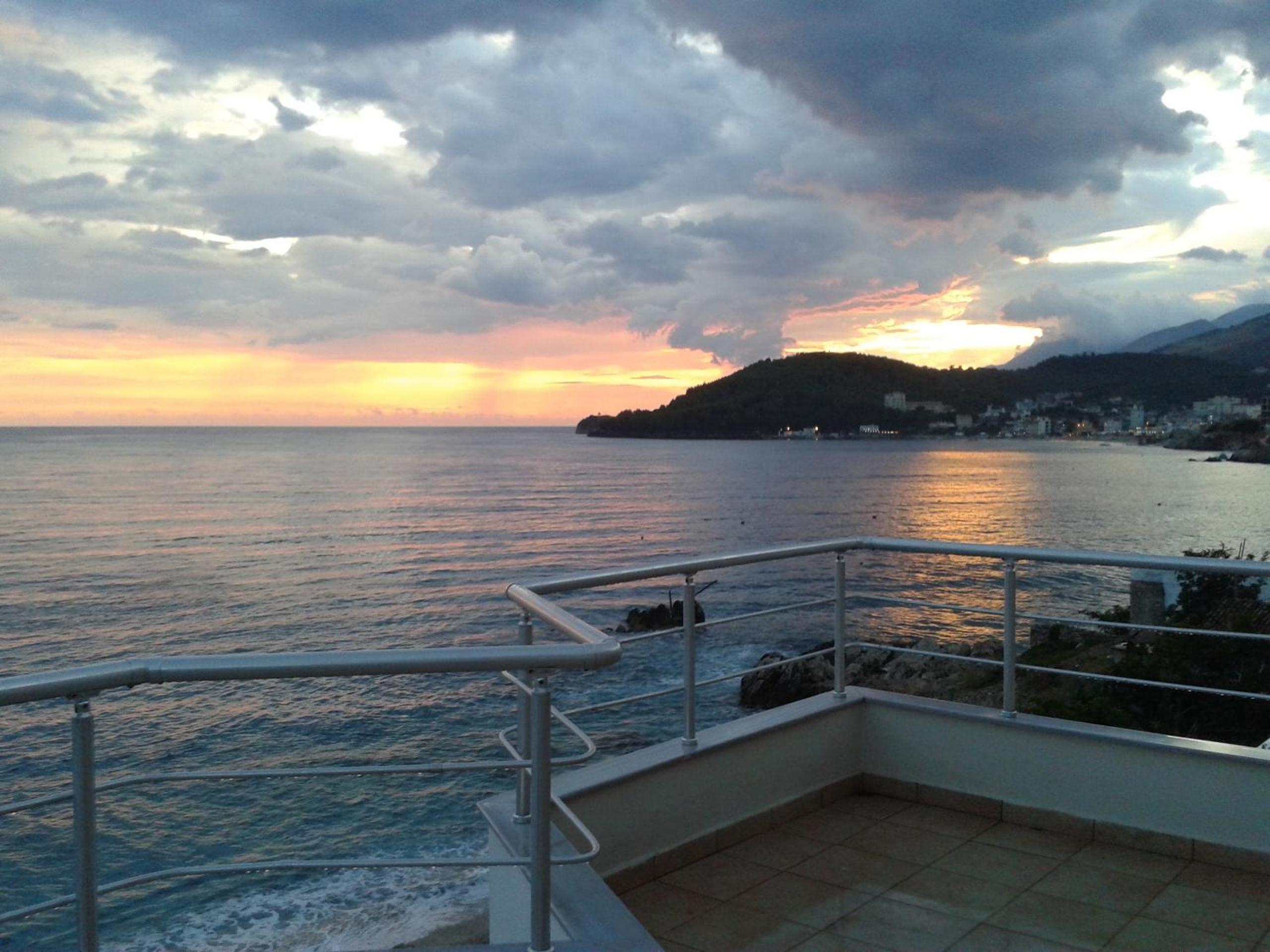 Magic Ionian Apartments & Rooms