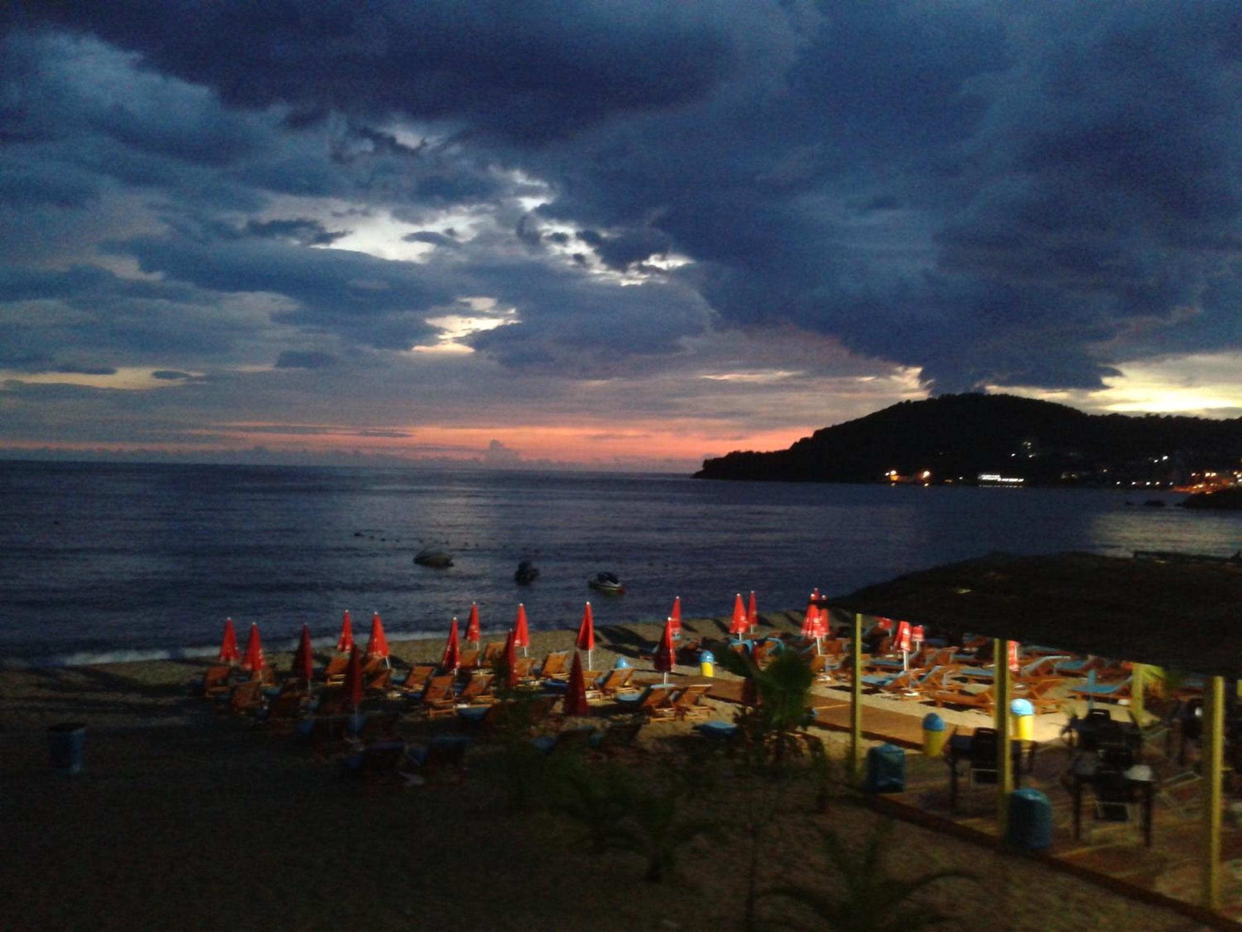Magic Ionian Apartments & Rooms