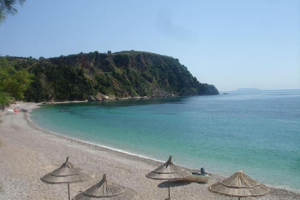 Magic Ionian Apartments & Rooms