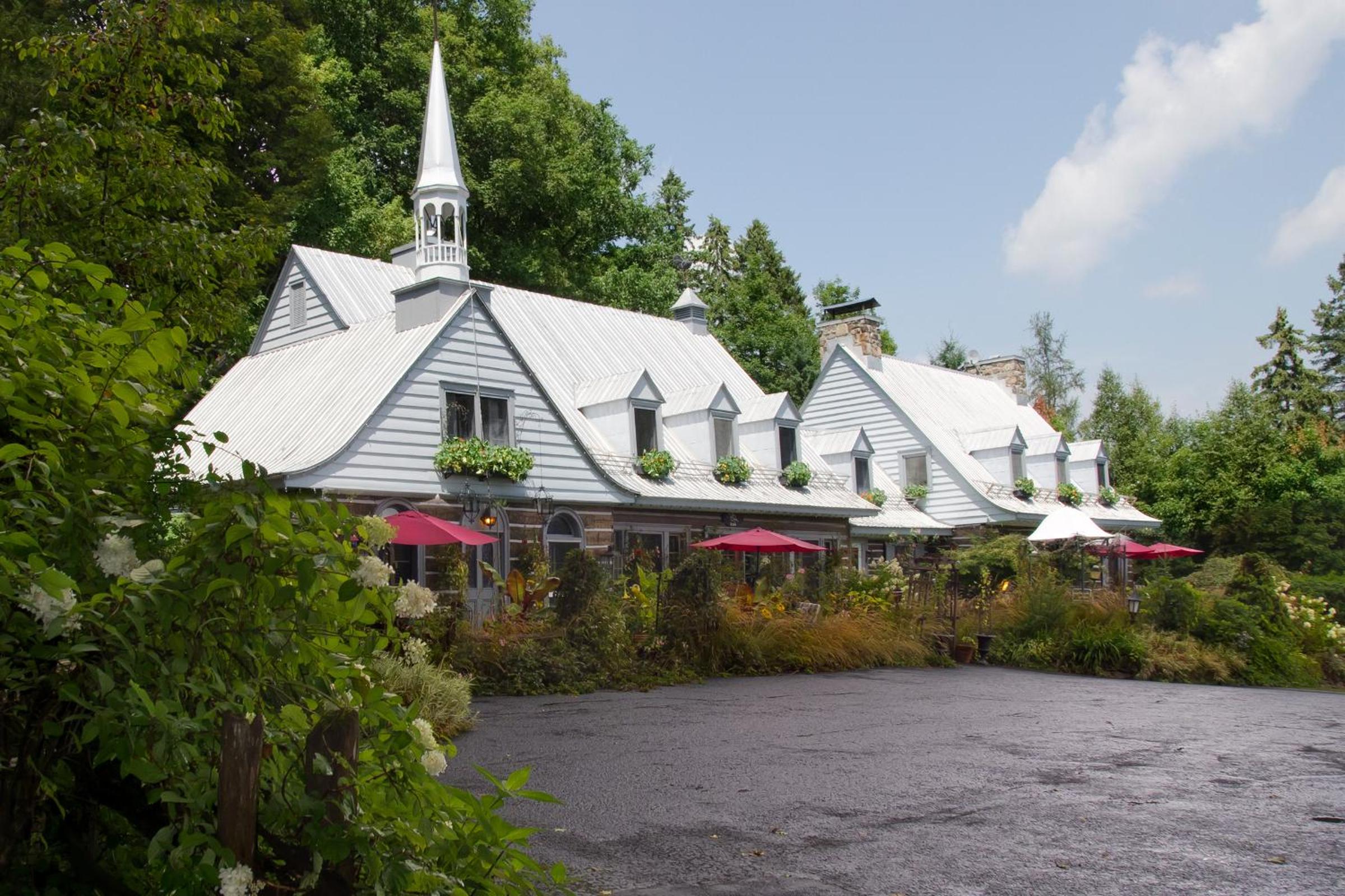 Le Petit Clocher Gite Touristique B & B