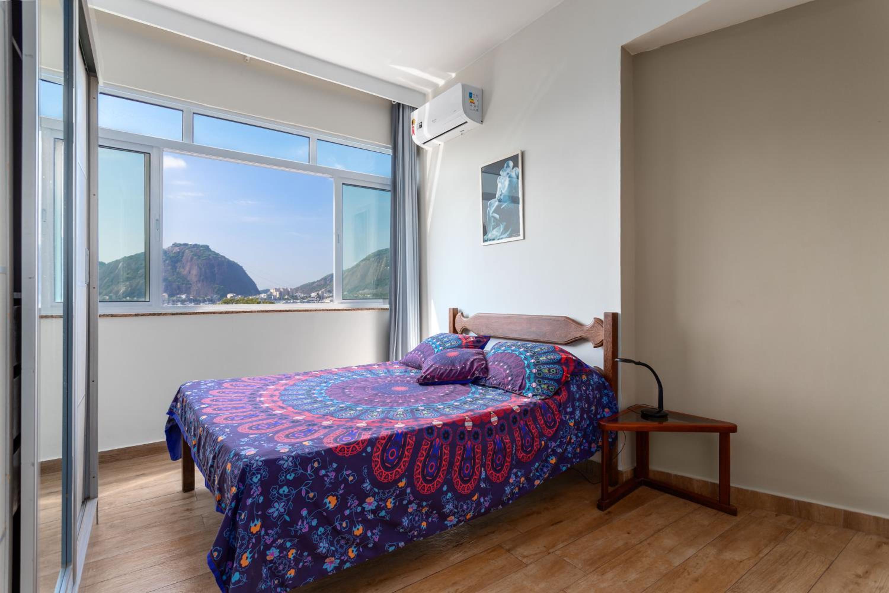 Charmoso Apartamento na Praia de Botafogo view 3