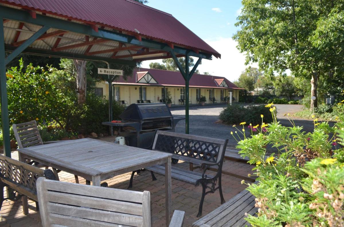 outdoor BBQ area
