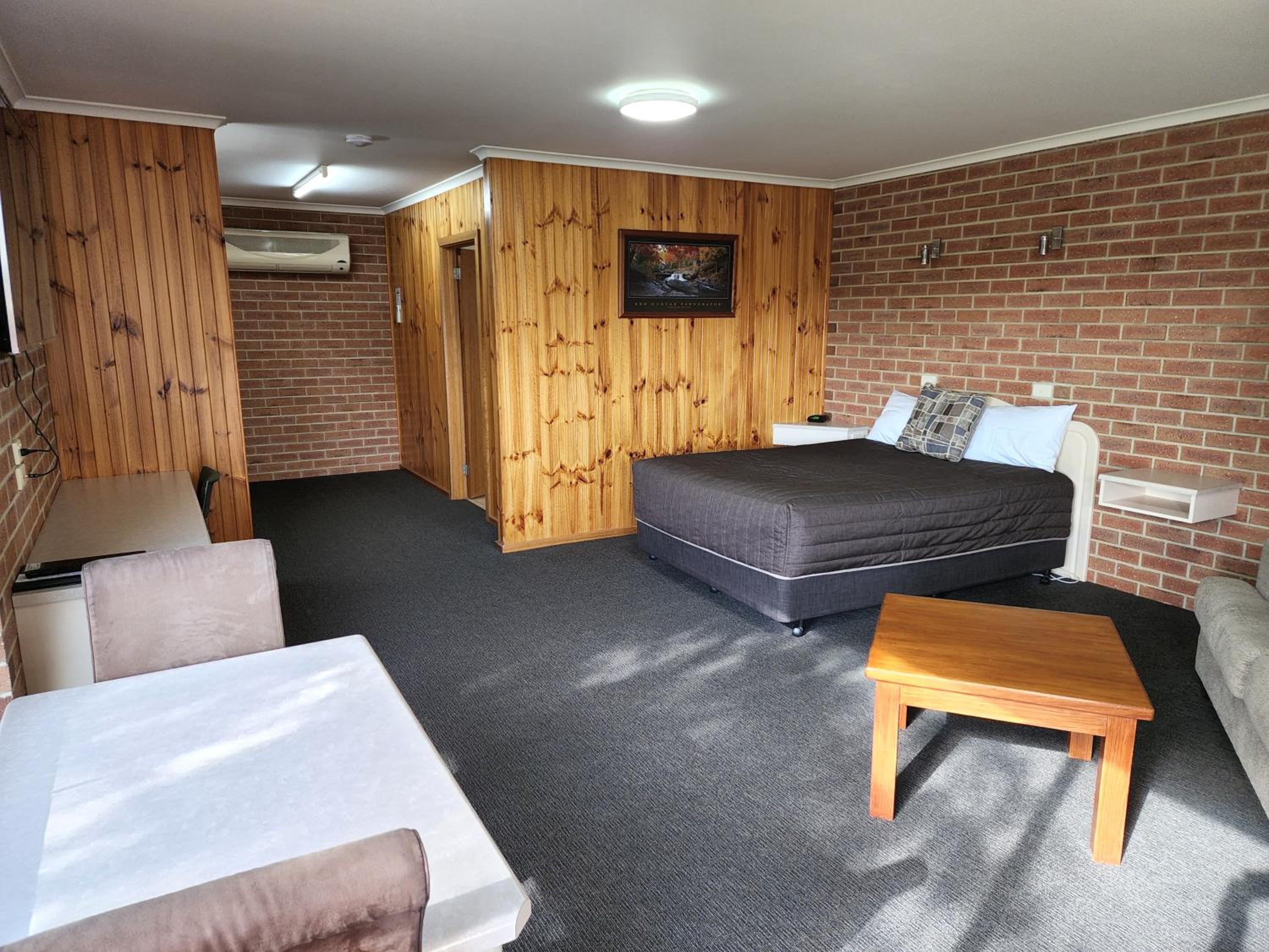 Country Roads Motor Inn Naracoorte