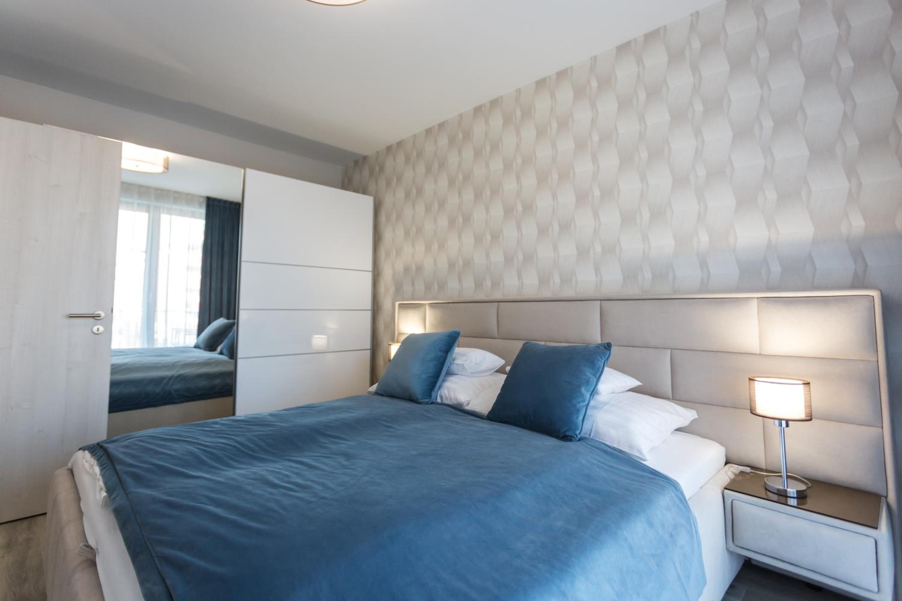 Coral Luxury Apartment view 5