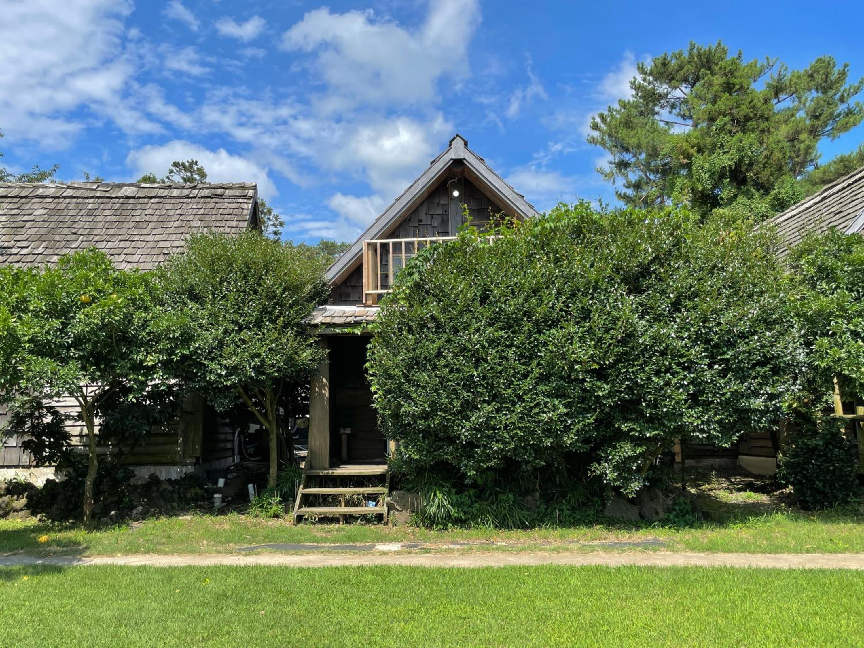 Log Park Dochidol Ranch