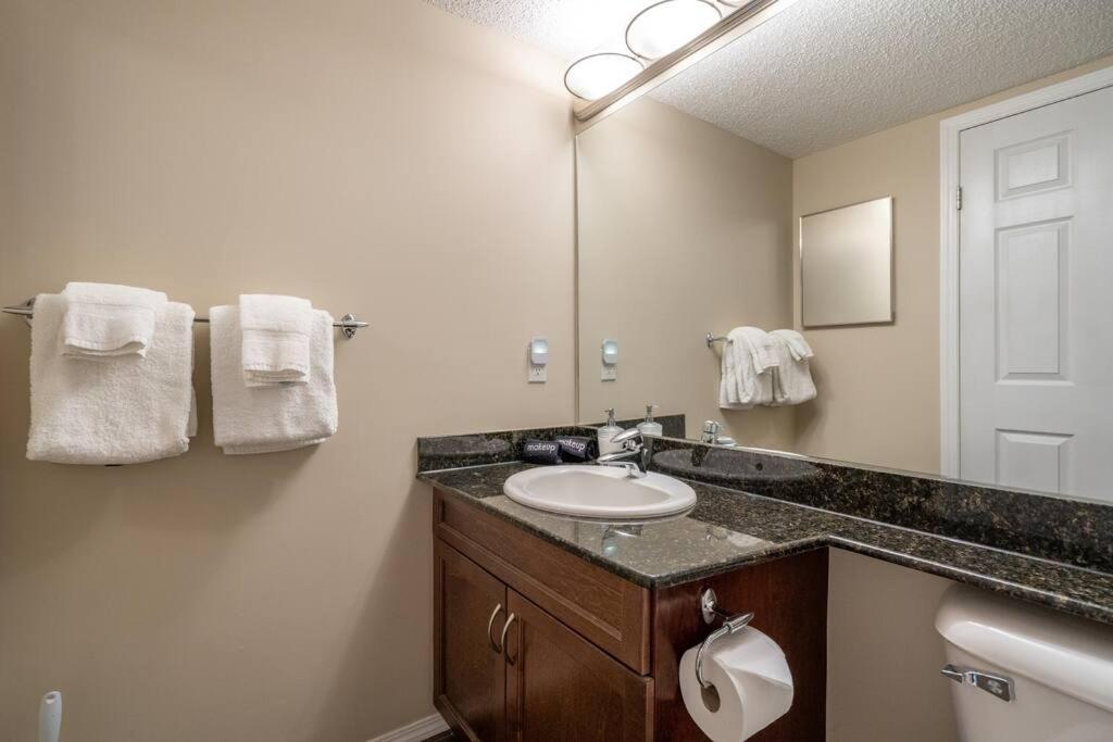 Lookout Pointe, Lakeview, Pool, Hot Tub, Gym