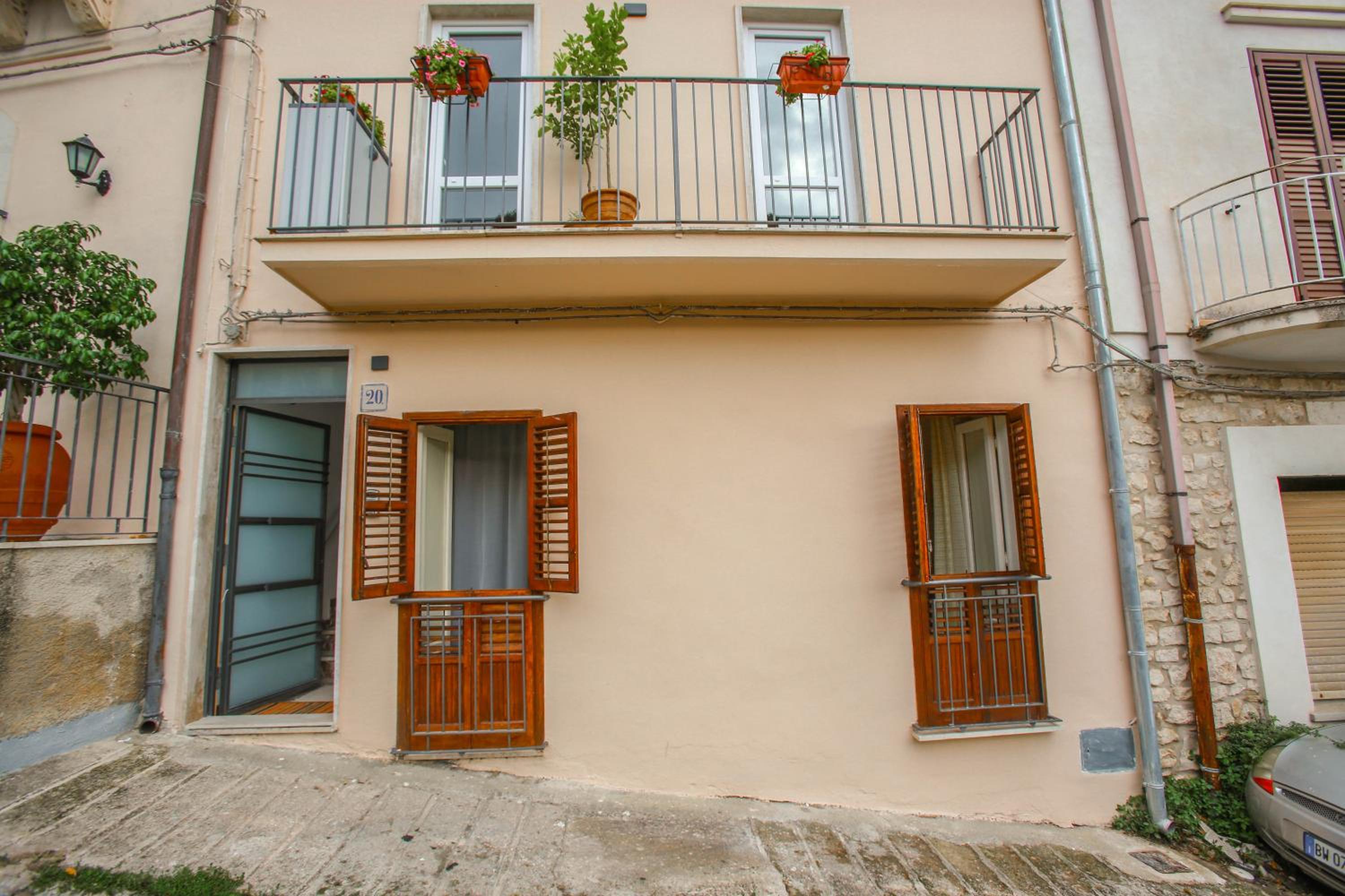 Modica Vacations - La Finestra Sul Castello - Modica Panoramic Flats - Property Image 32