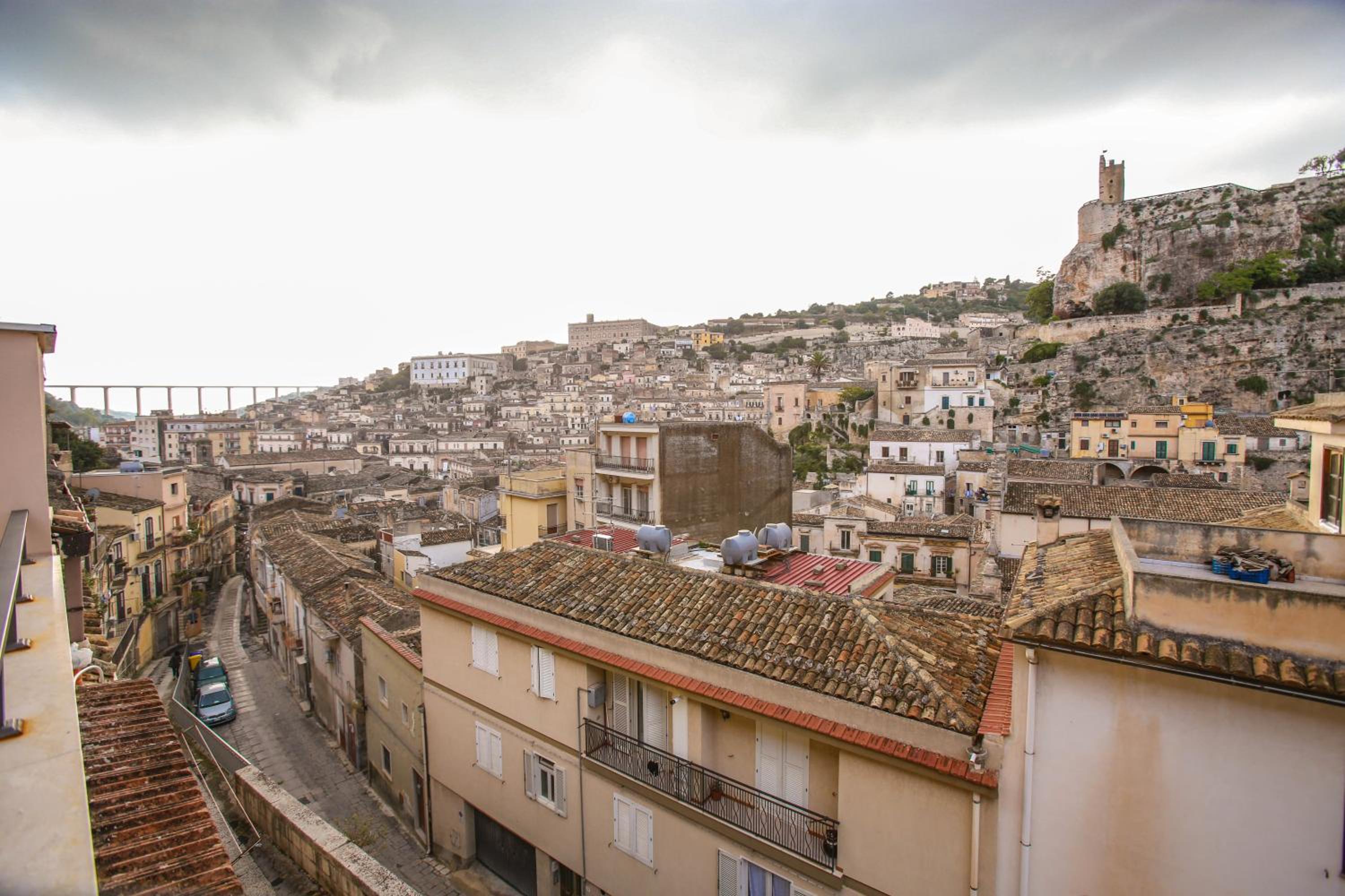 Modica Vacations - La Finestra Sul Castello - Modica Panoramic Flats - Property Image 6