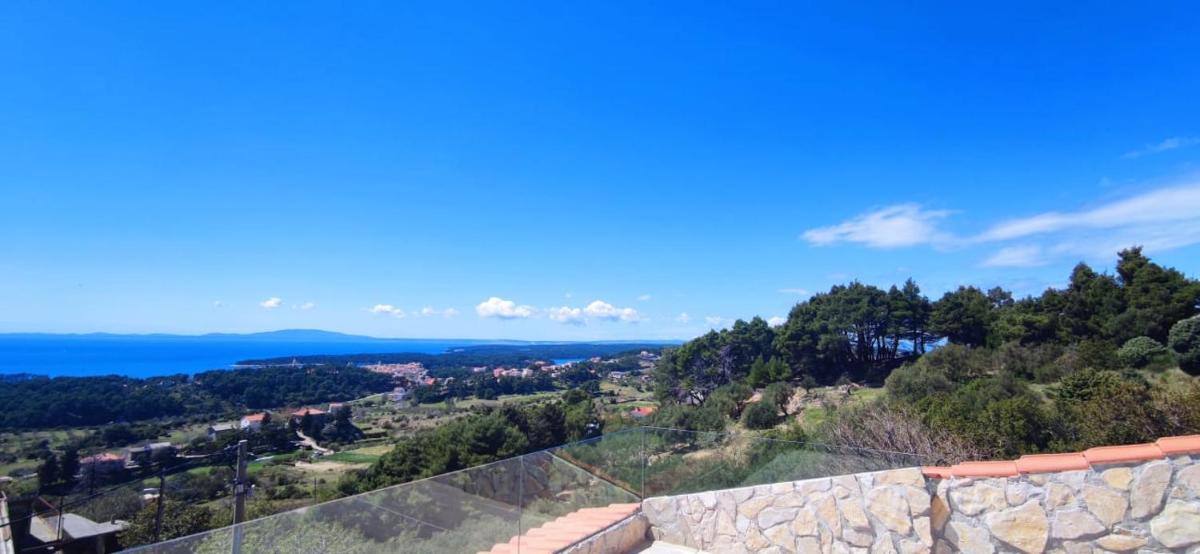 Stone hause Noa view 5