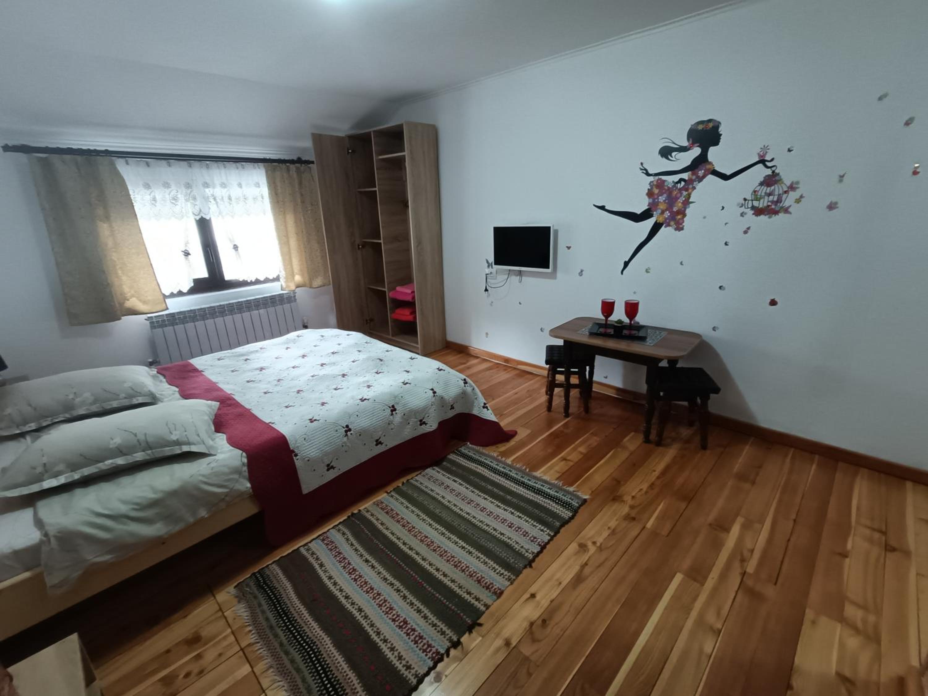 Photo 46