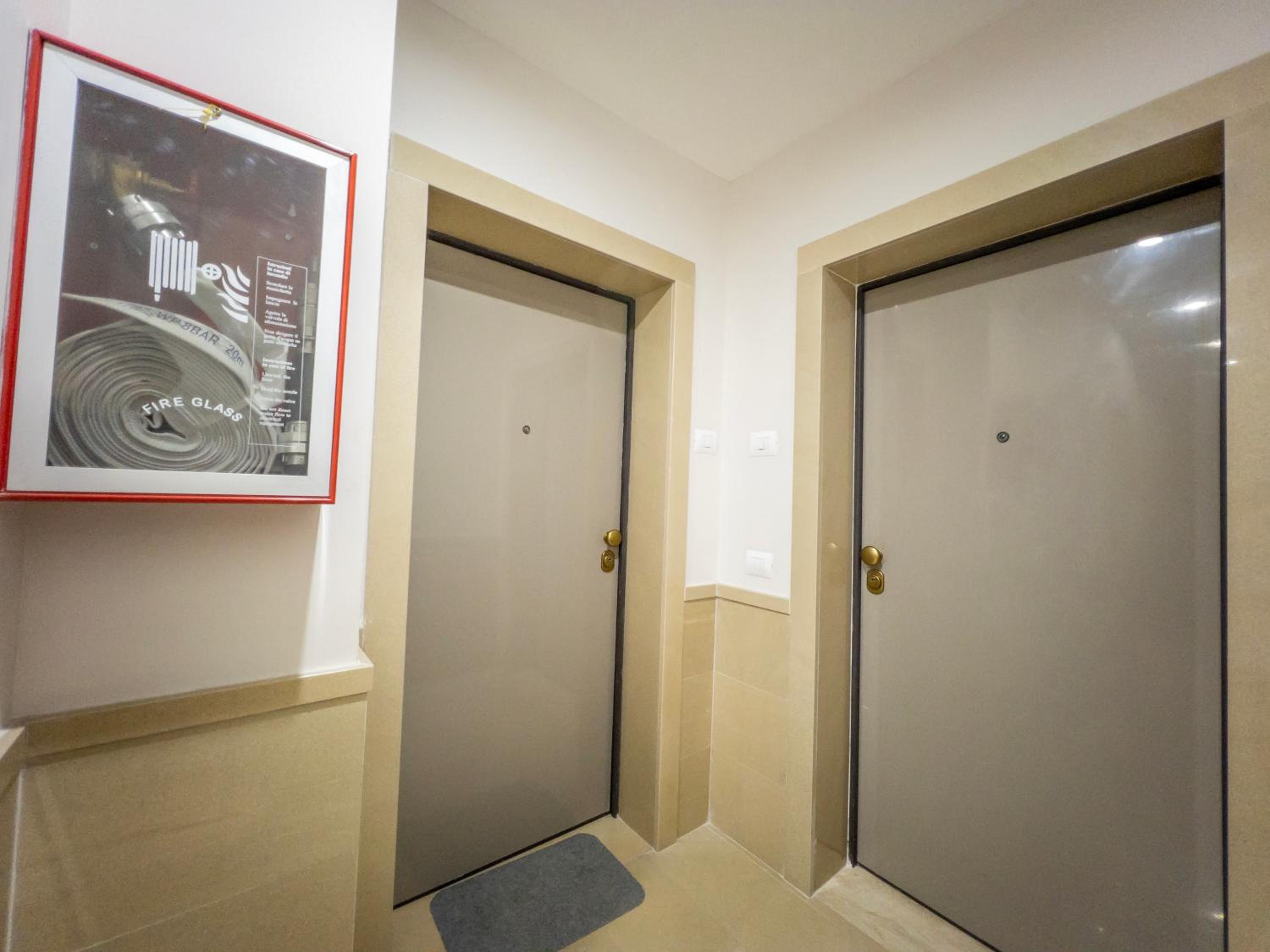 PIN Apartments - 3 Min to Skanderbeg - Free Parking