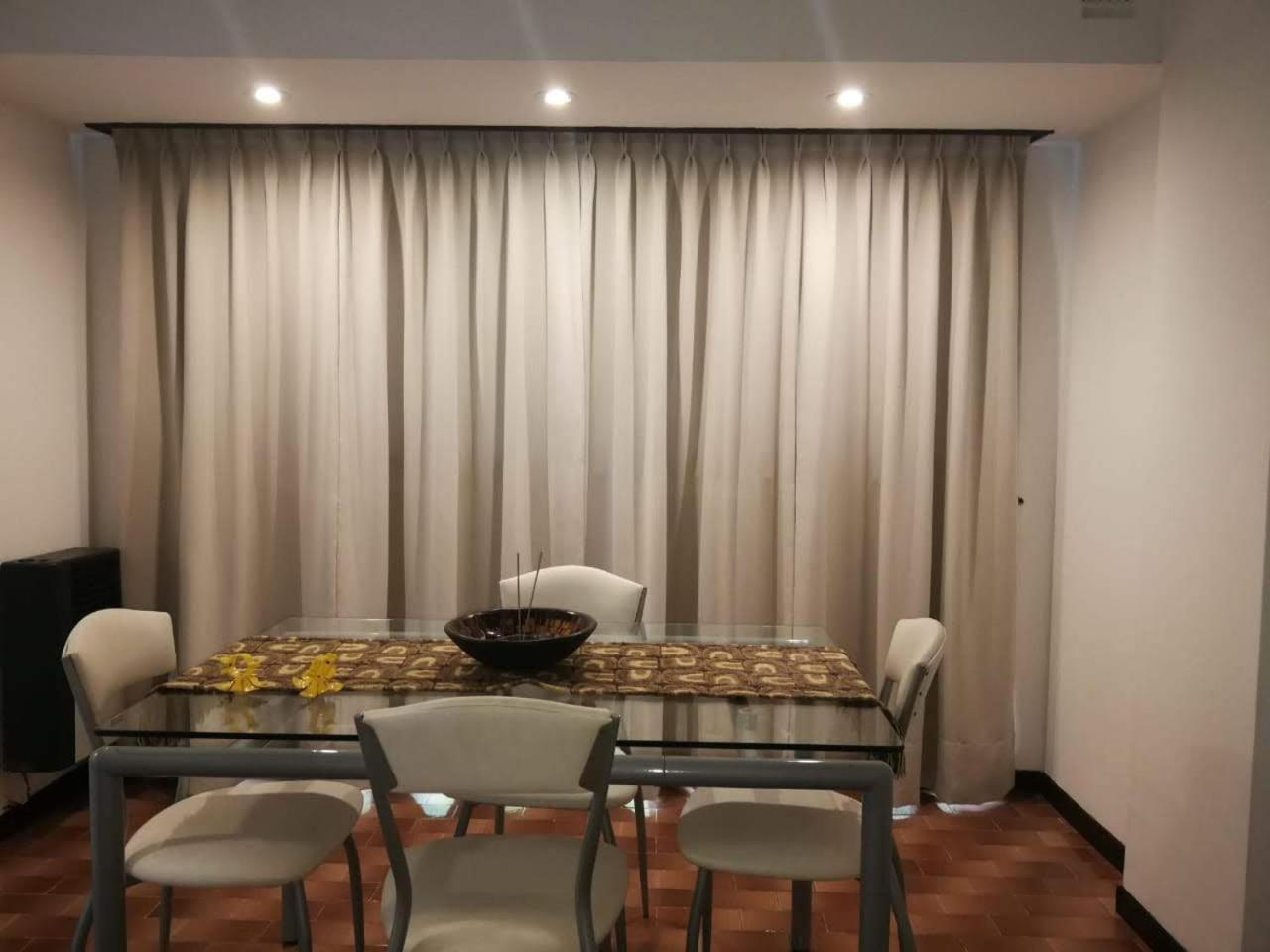 Luminoso Ambiente, con cochera en lo mejor de La Perla