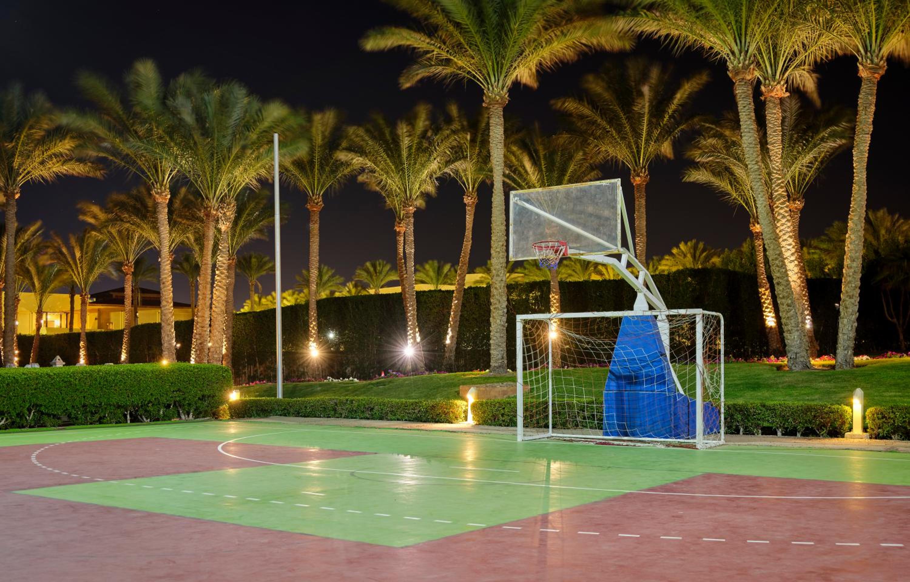 Coral Sea Holiday Resort & Aqua Park