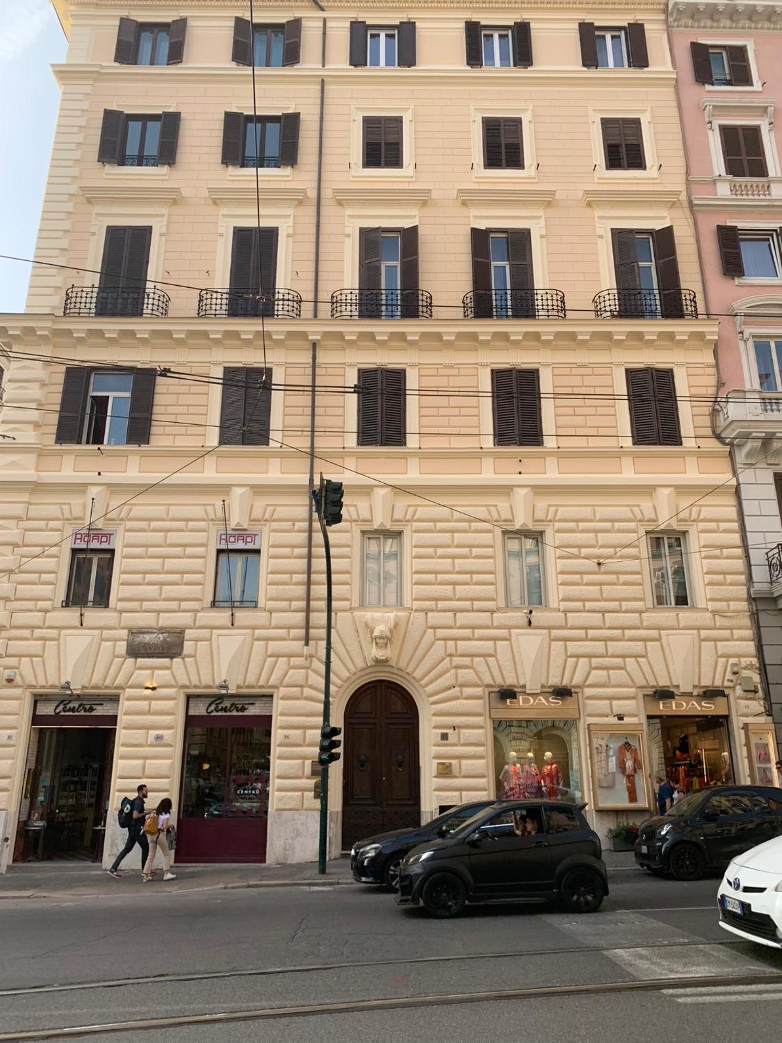 IHH COLLECTION - Eden Luxury Roma