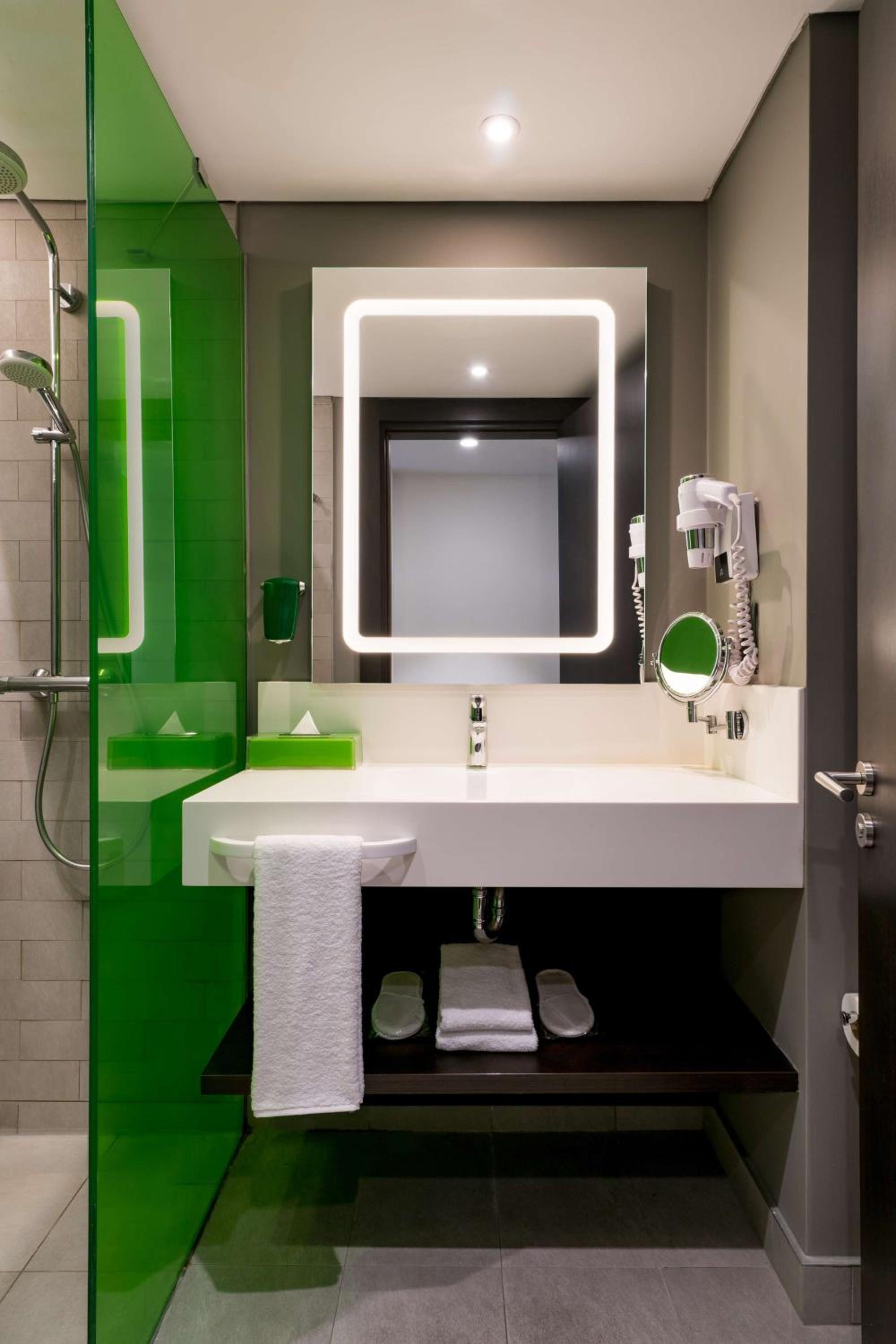 Park Inn by Radisson İzmir - Image 17