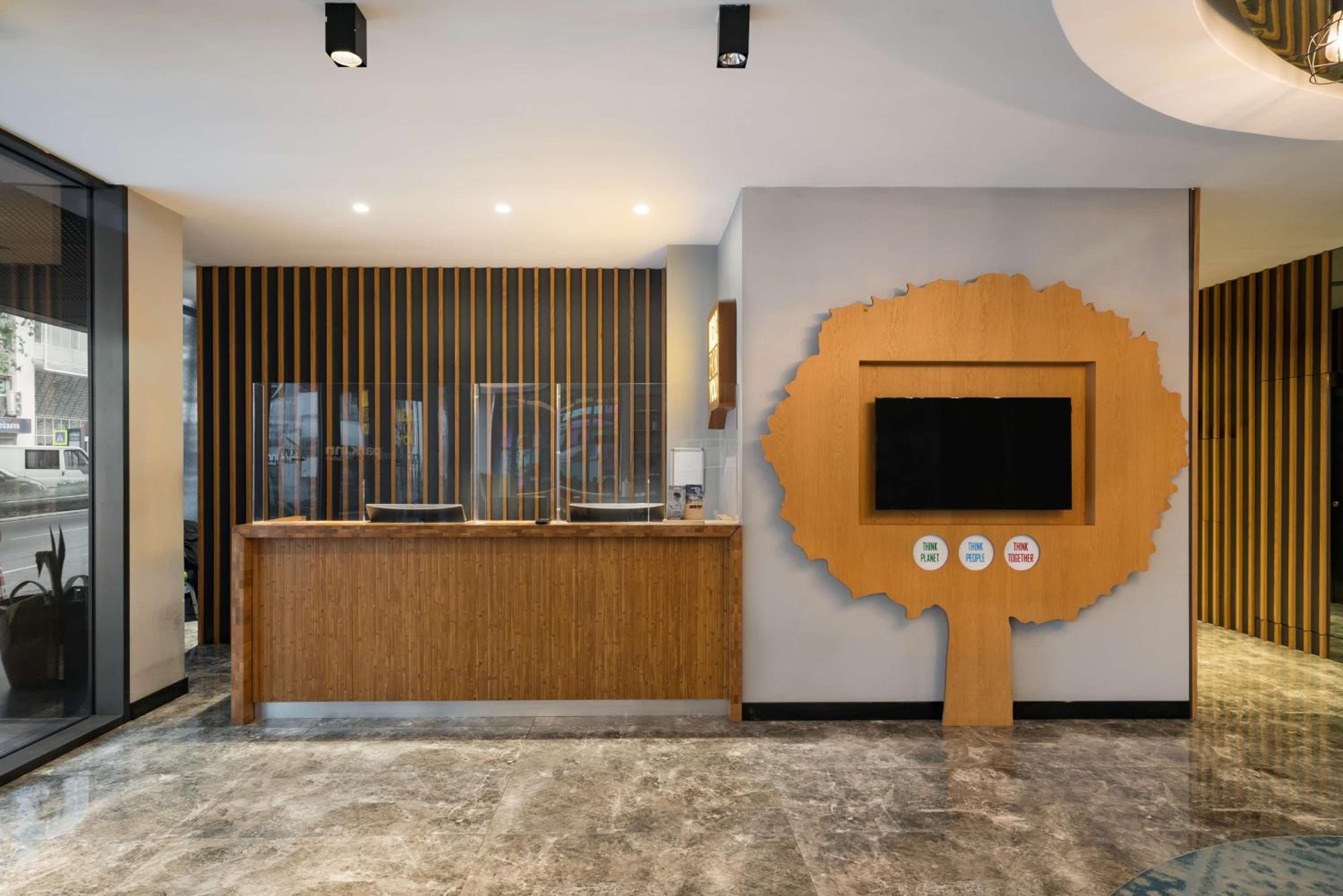 Park Inn by Radisson İzmir - Image 5