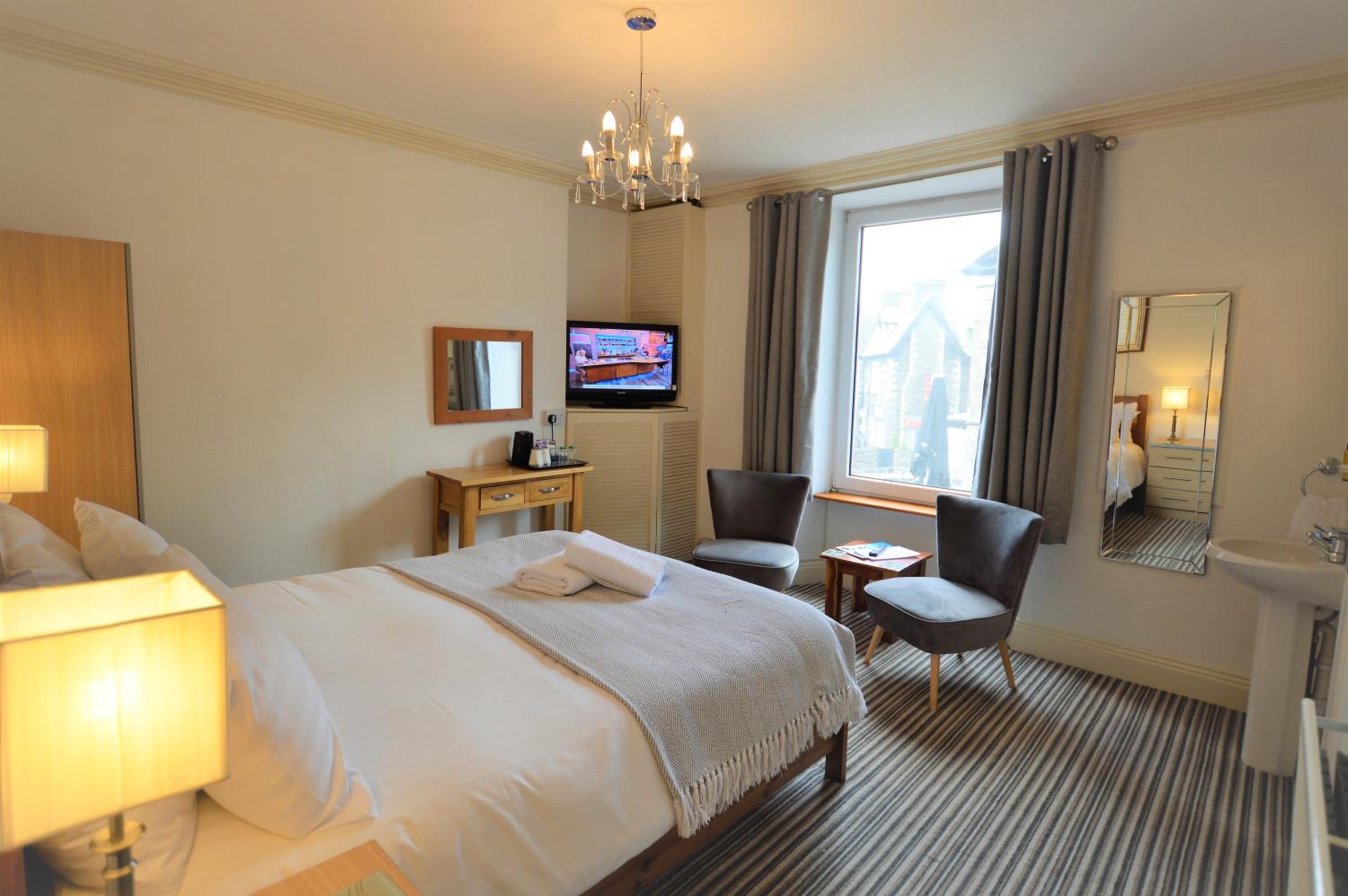 All Seasons Guest House
