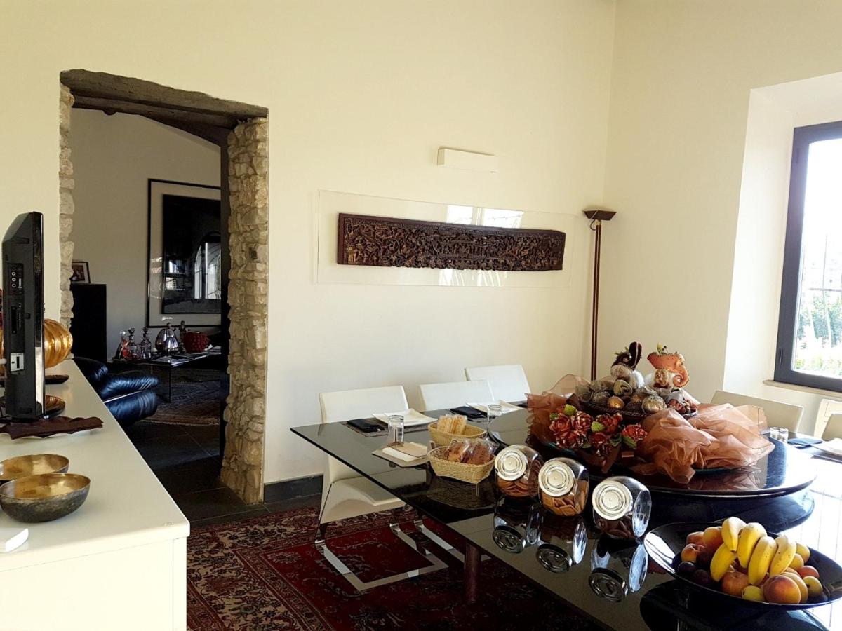 5 bedrooms mansion with private pool enclosed garden and wifi at Gesturi