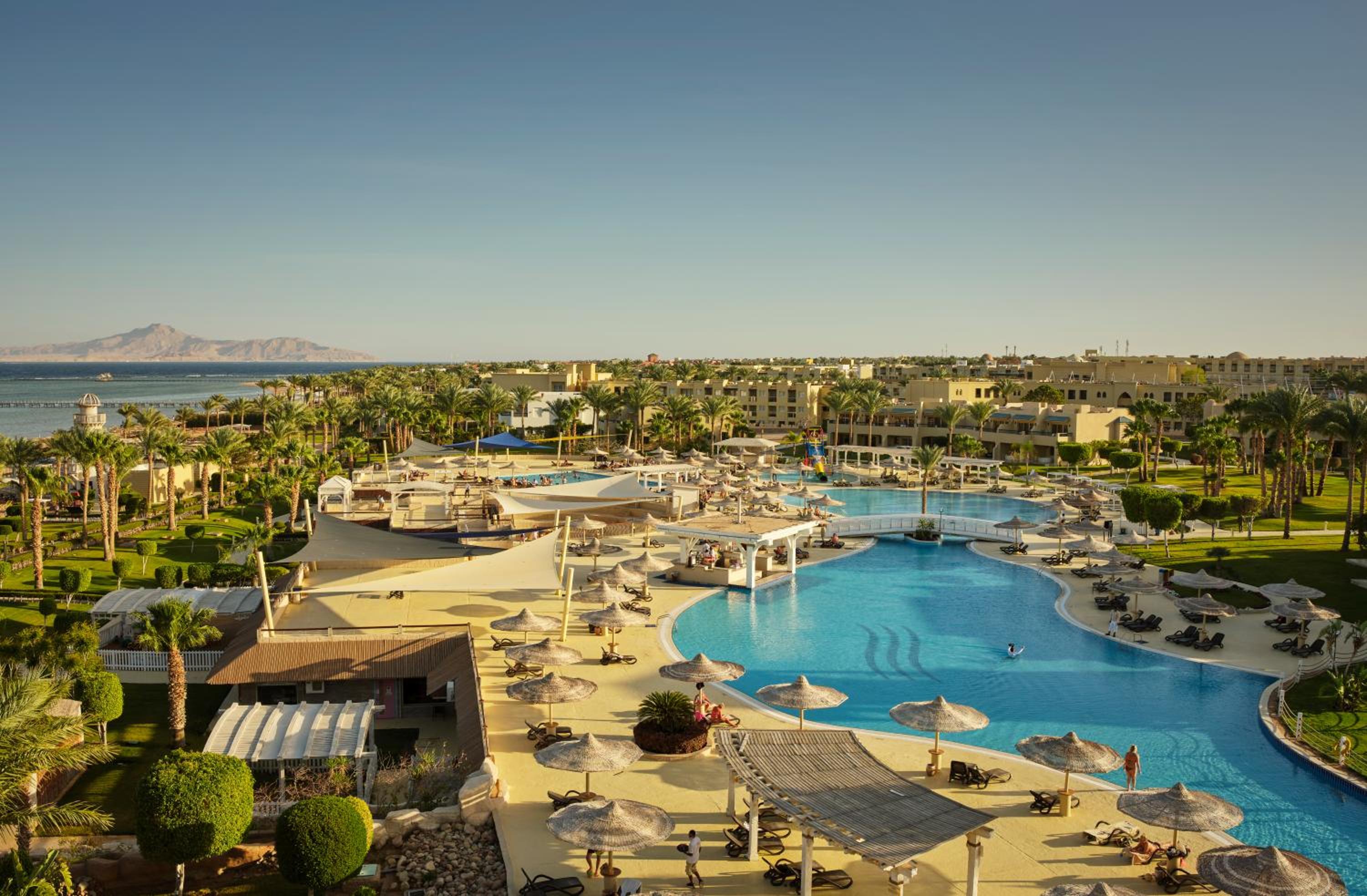 Coral Sea Holiday Resort & Aqua Park