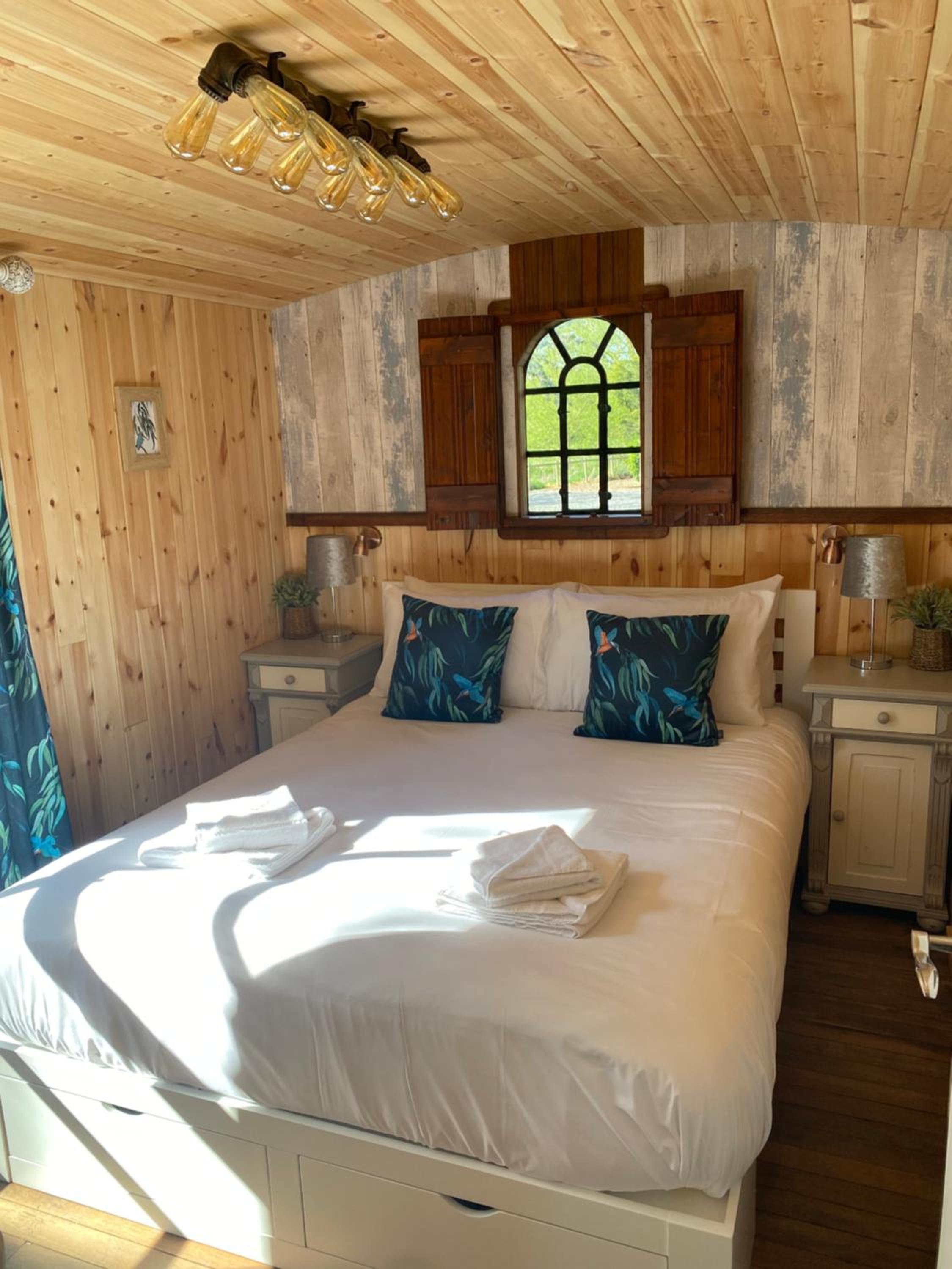 Fairwood Lakes Holiday Park