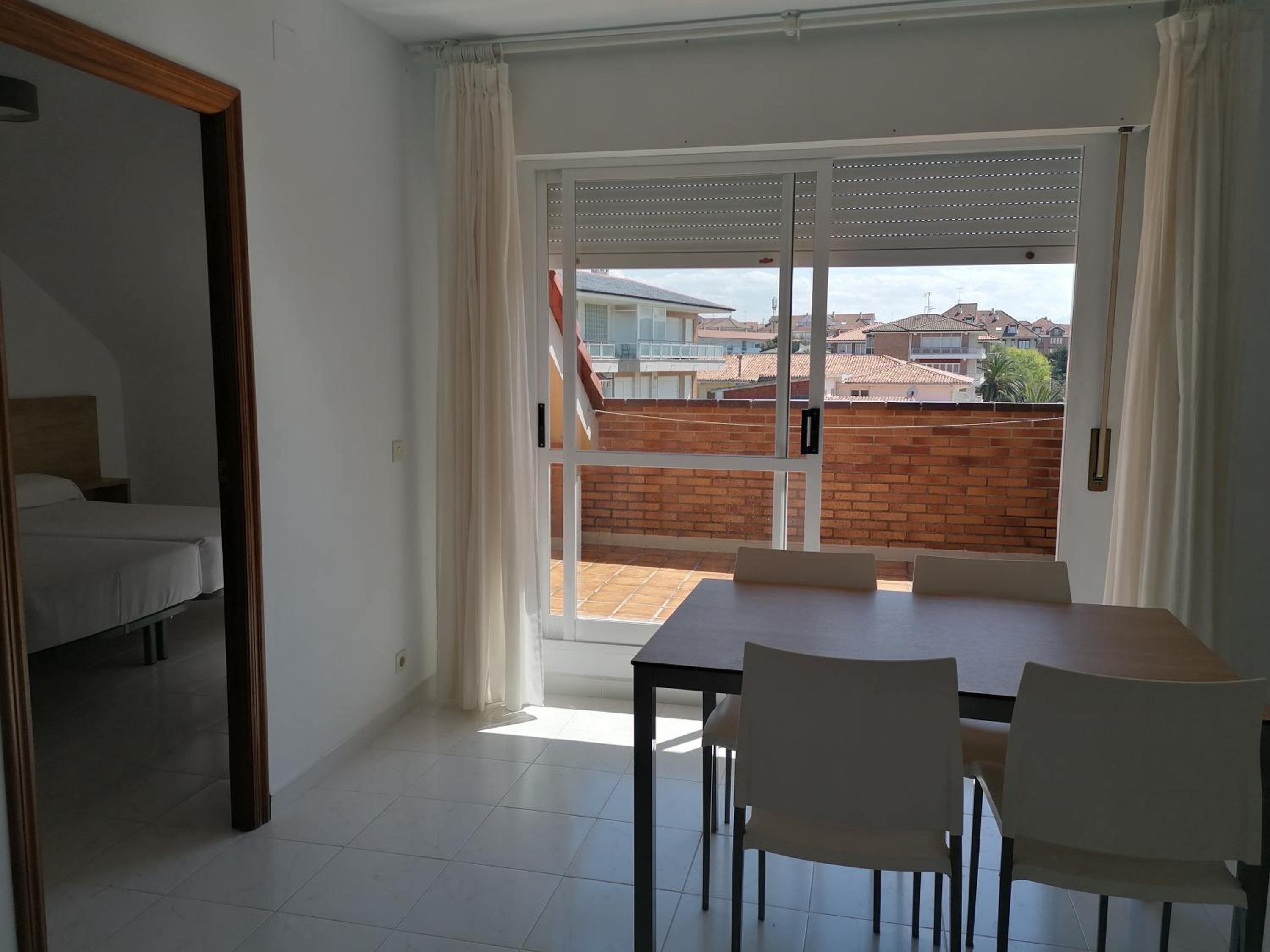 Apartamentos Regollera