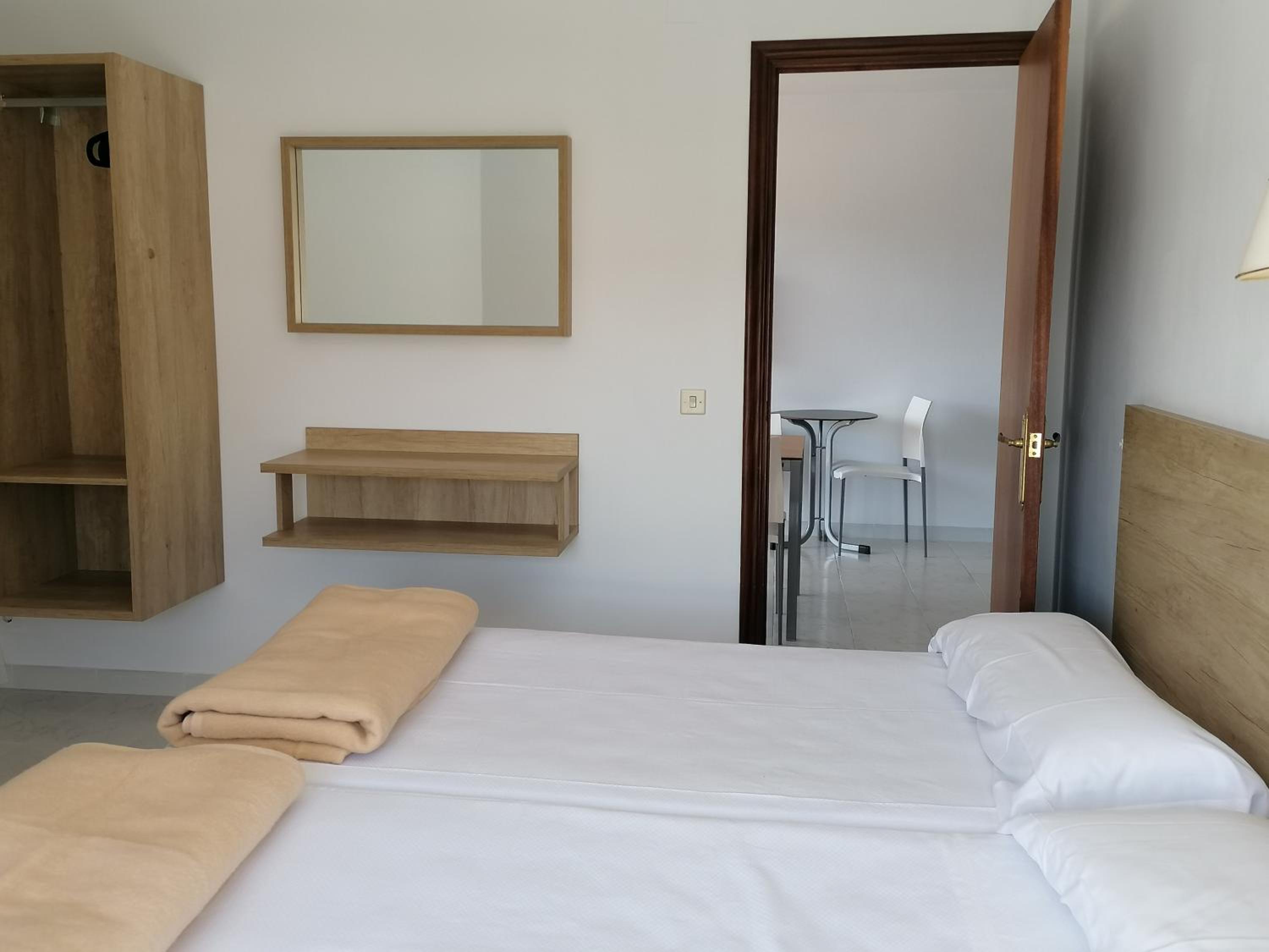 Apartamentos Regollera