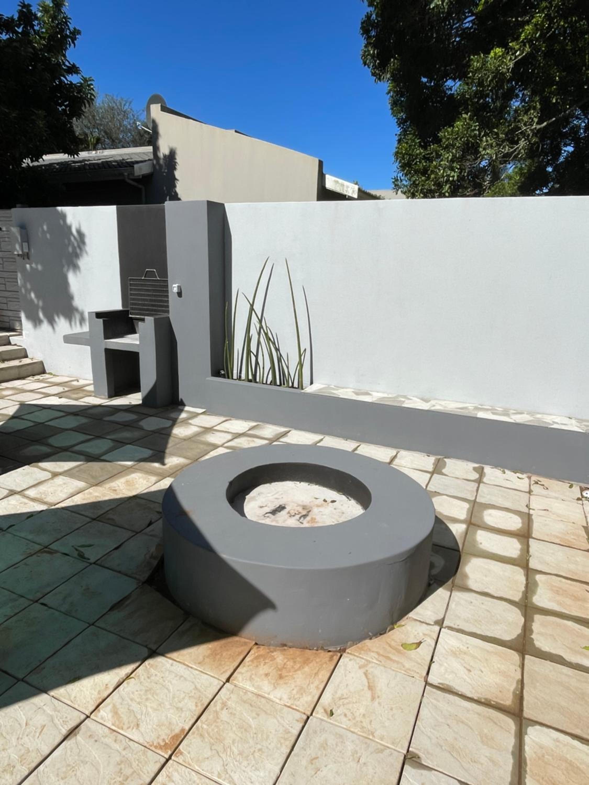 Guest house on Gillian Unit 6
