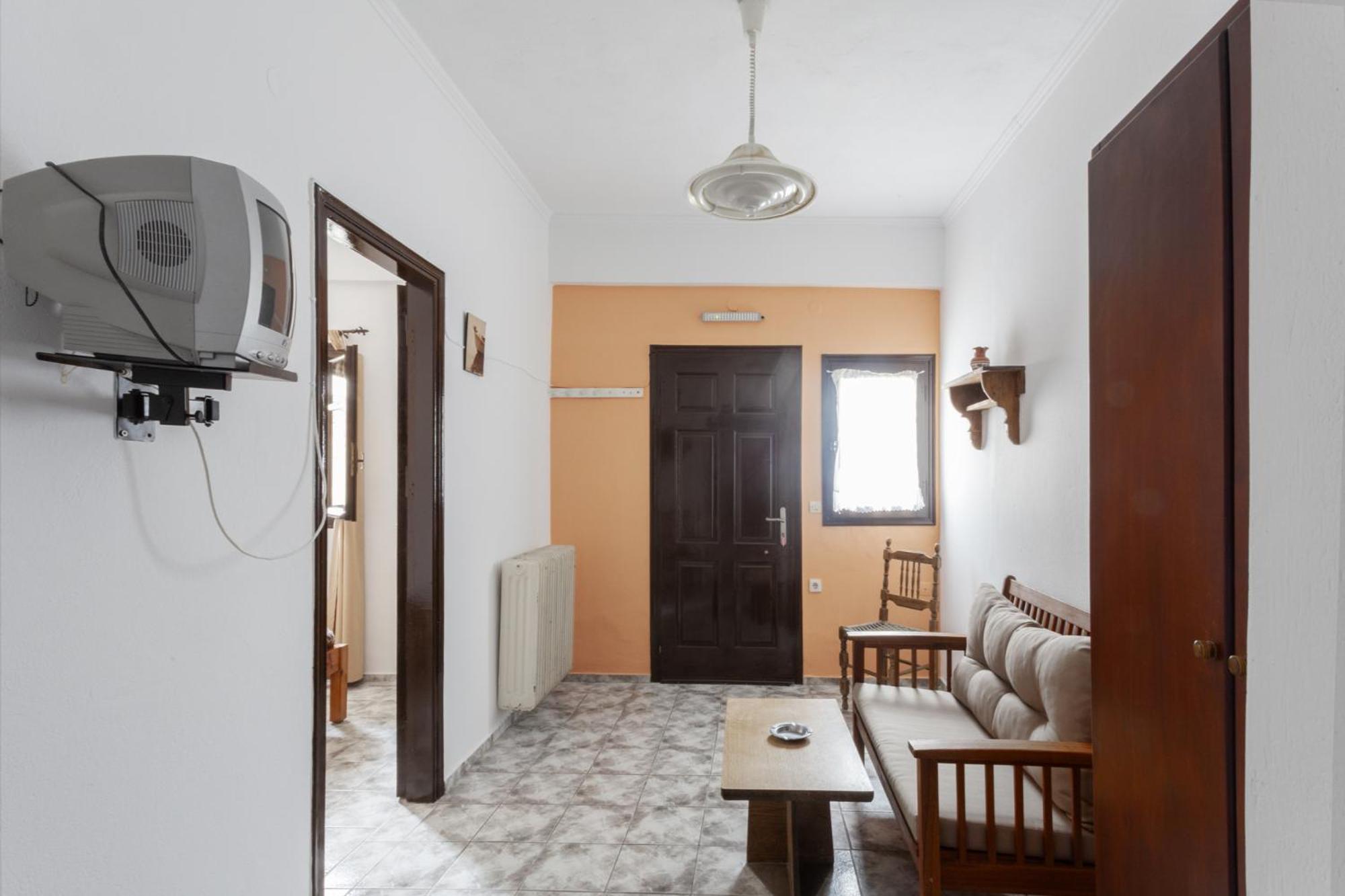 #10 Despina Studios Kastanies Raxes Ikaria