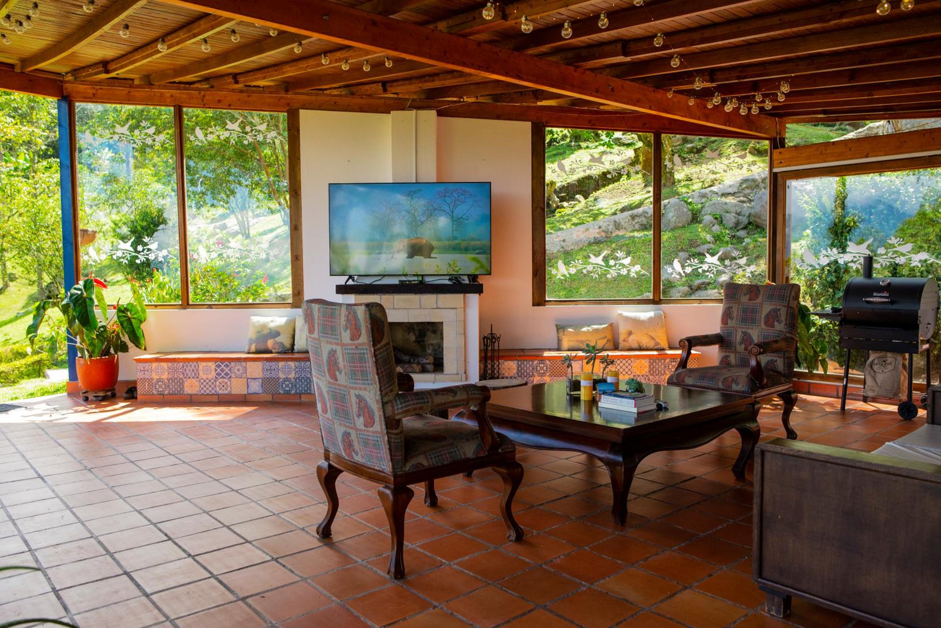 FINCA HOTEL CARMONIA DEL BOSQUE