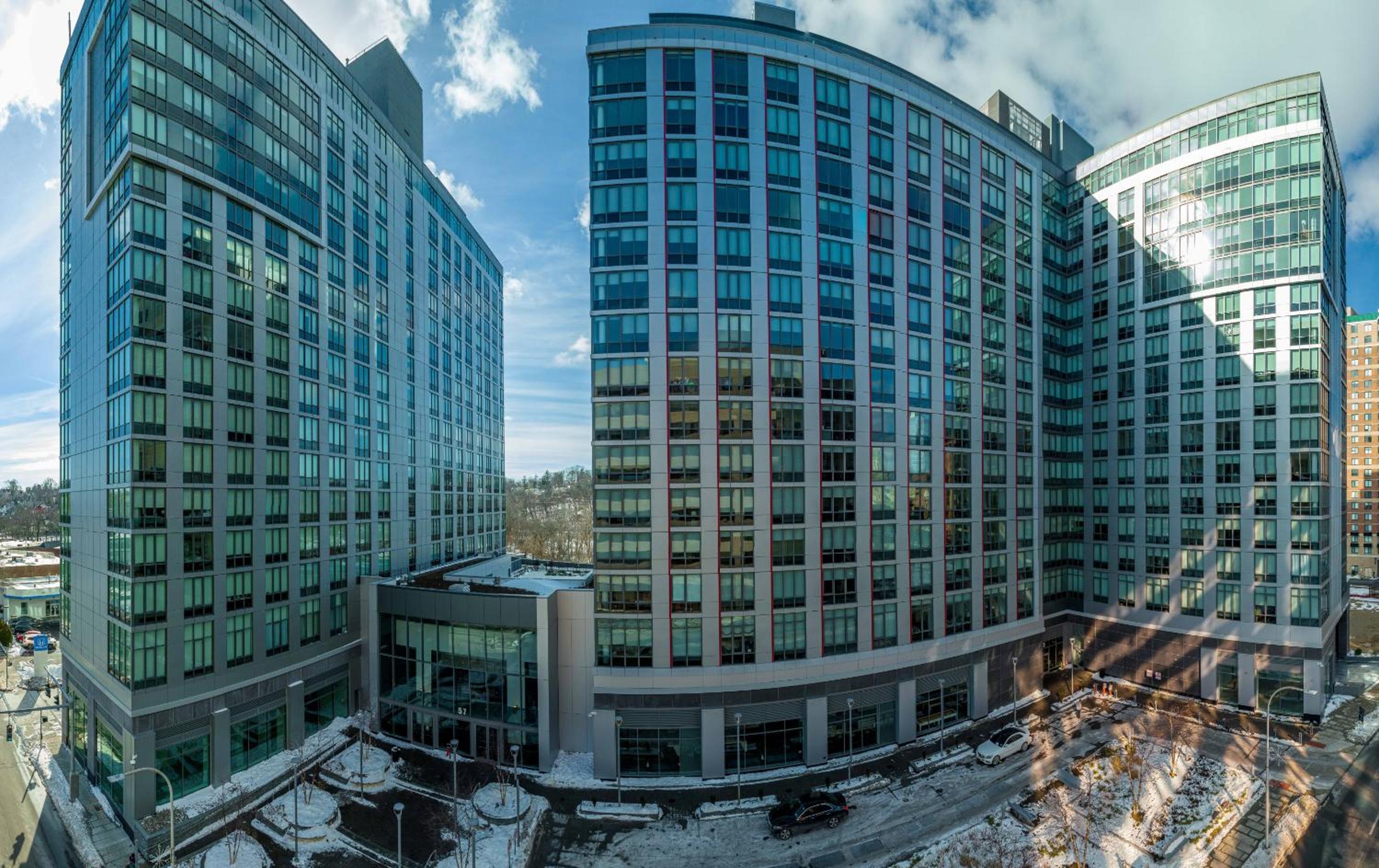 Global Luxury Suites Downtown White Plains view 3