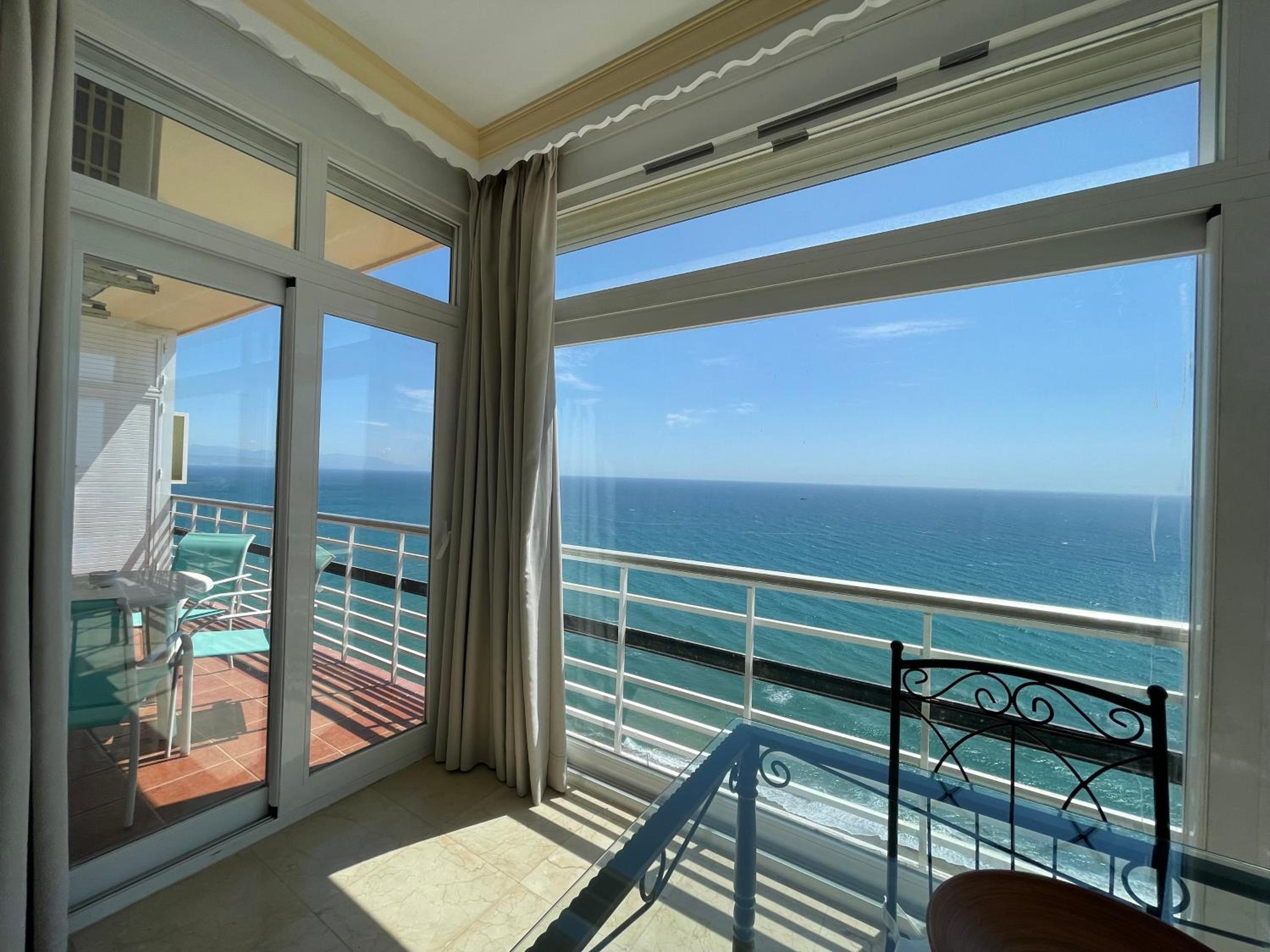 Apartamentos La Roca Rentals