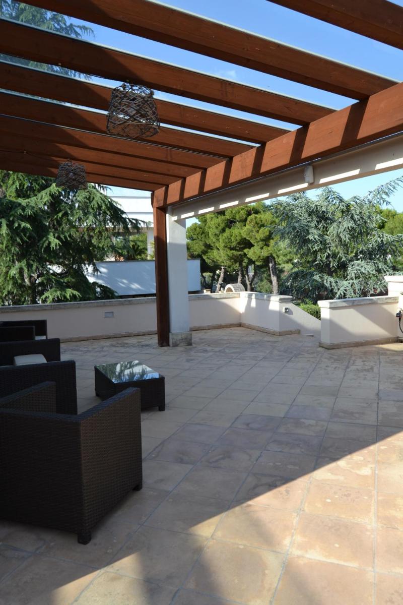 outdoor BBQ area