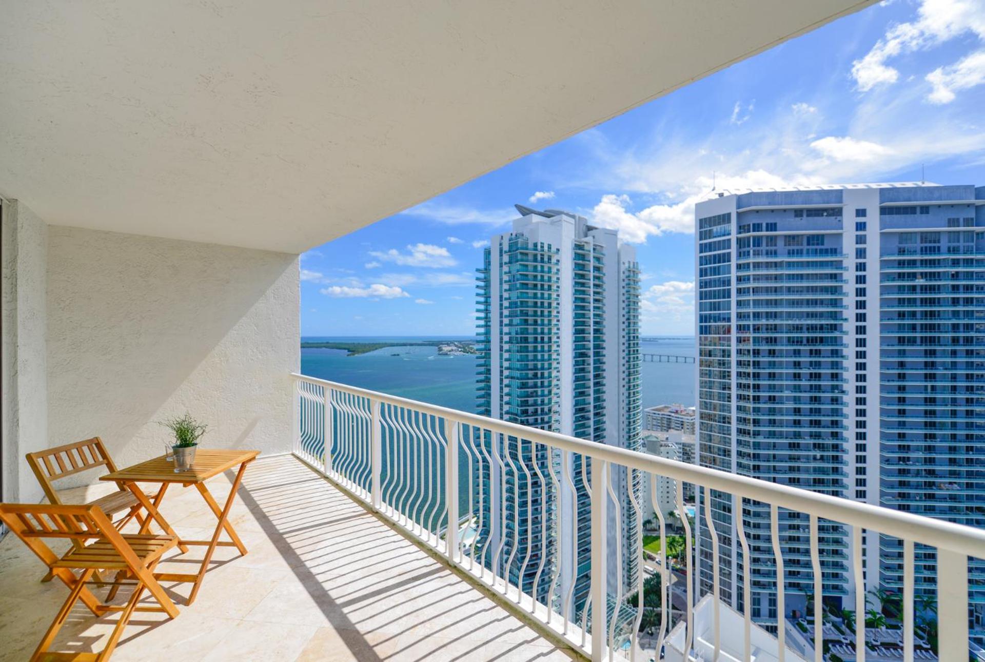 Amazing apartment in the Heart of Brickell photo 3