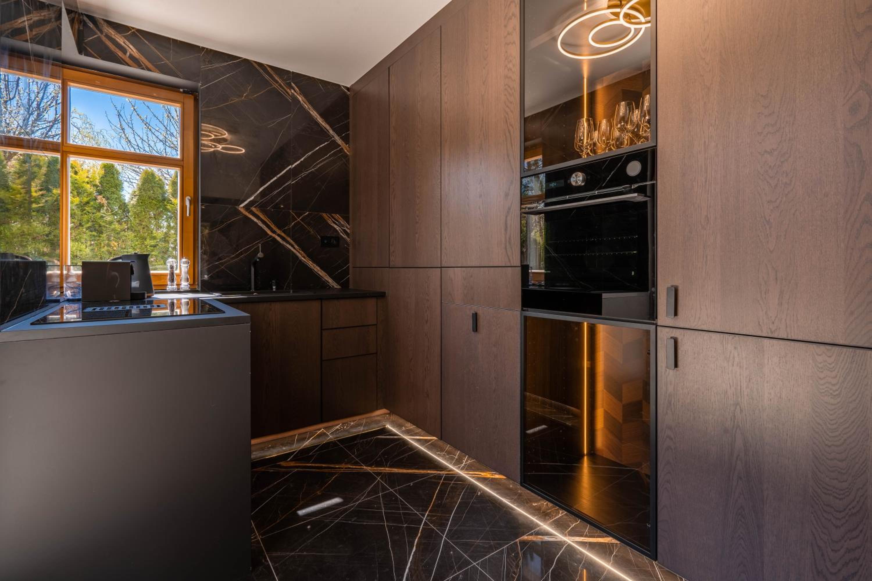 Serenity Luxusní vila s vířivkou a zahradou u Prahy