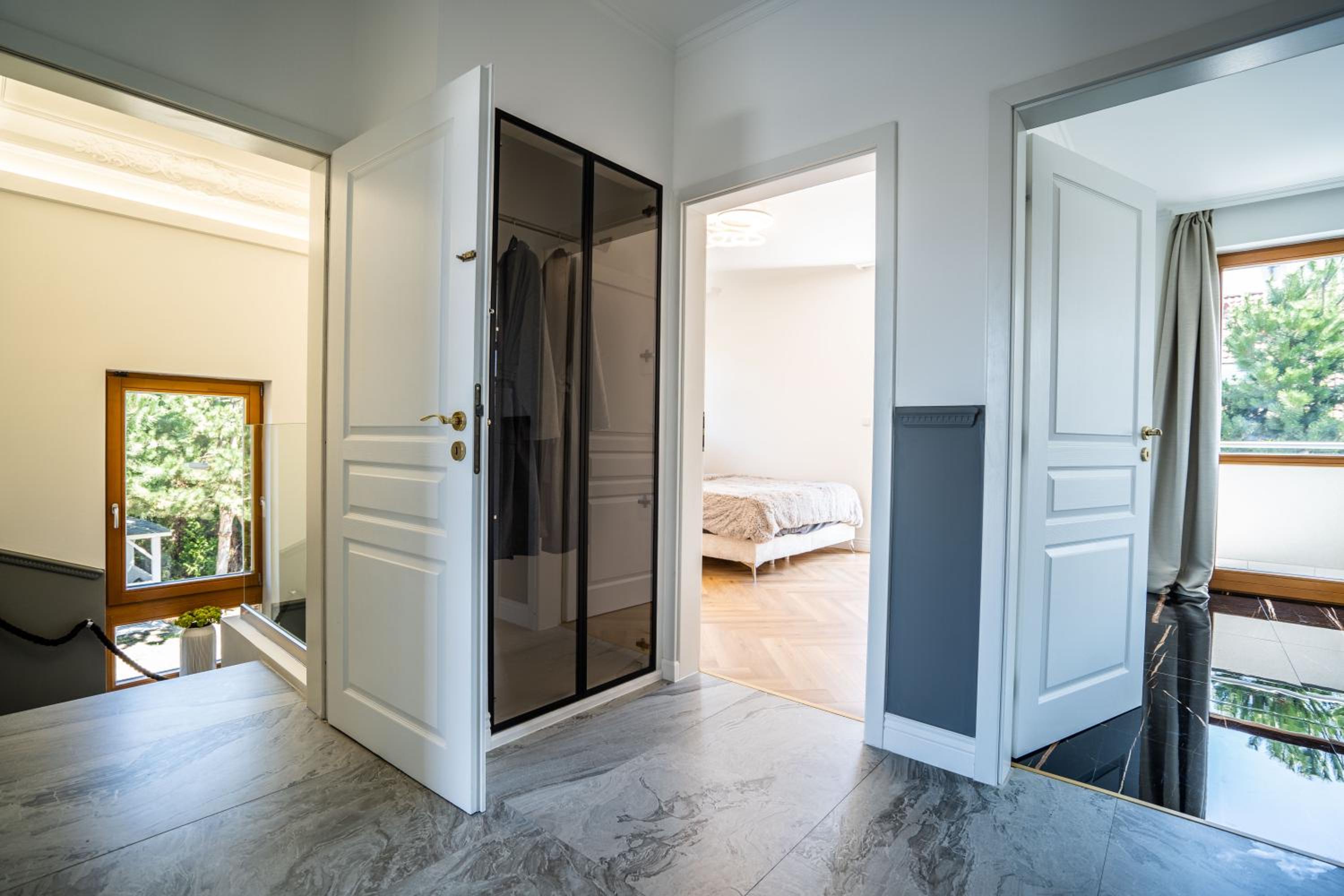 Serenity Luxusní vila s vířivkou a zahradou u Prahy