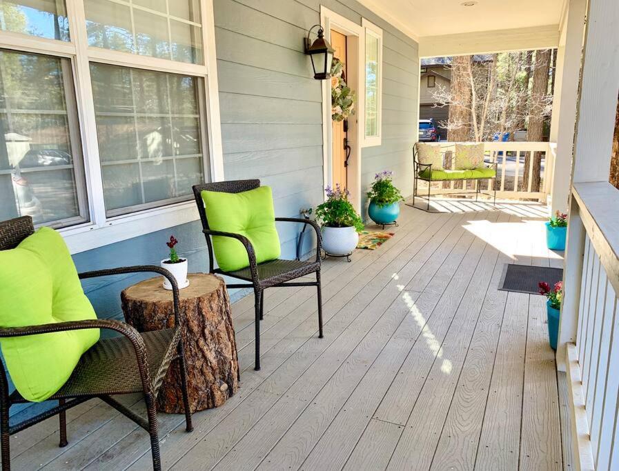 Hotel The Comforts' Inn: Mountain Escape - Image 1