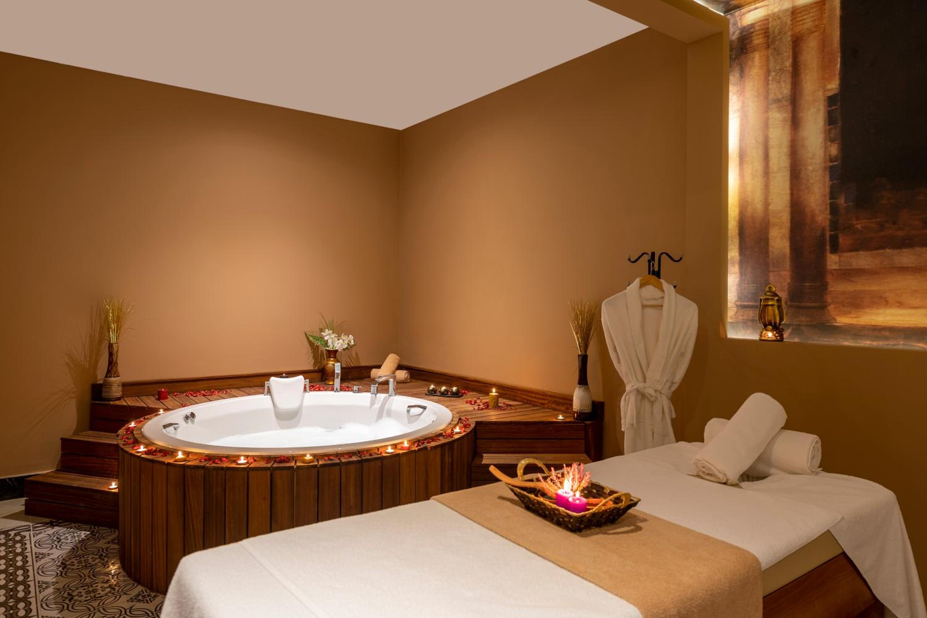 Oz Hotels Side Premium - Image 13