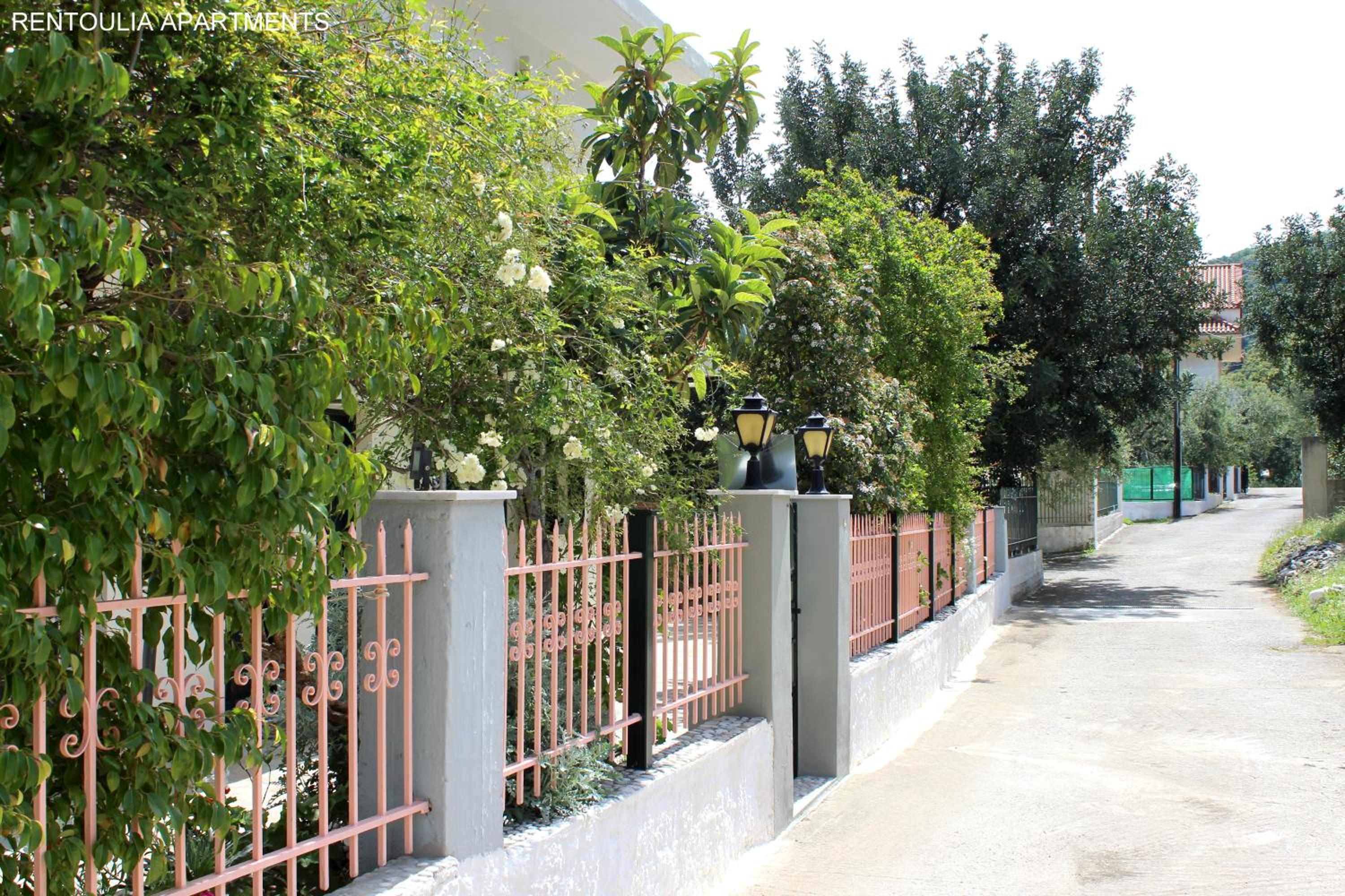 Rentoulia Apartments
