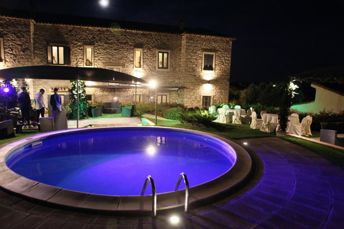 5 bedrooms mansion with private pool enclosed garden and wifi at Gesturi