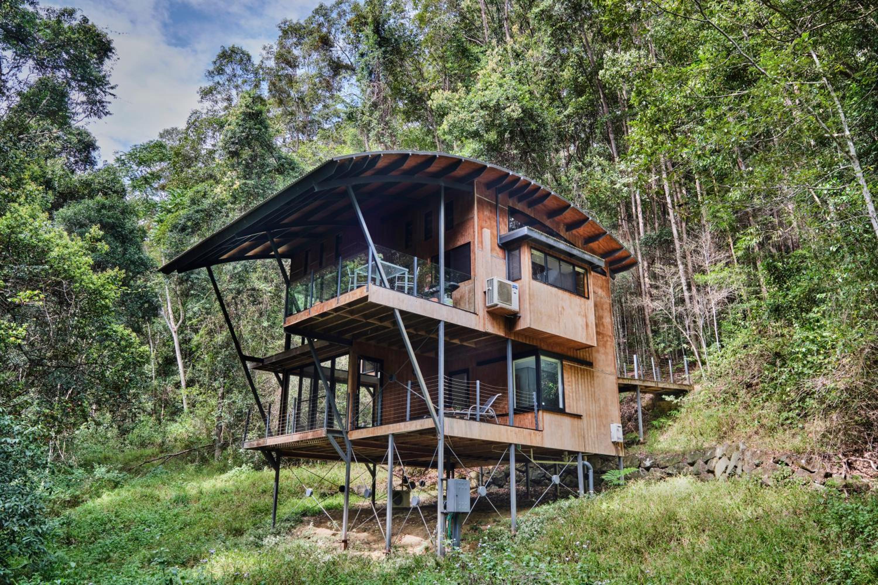 Ecoasis Mami Wata Retreat