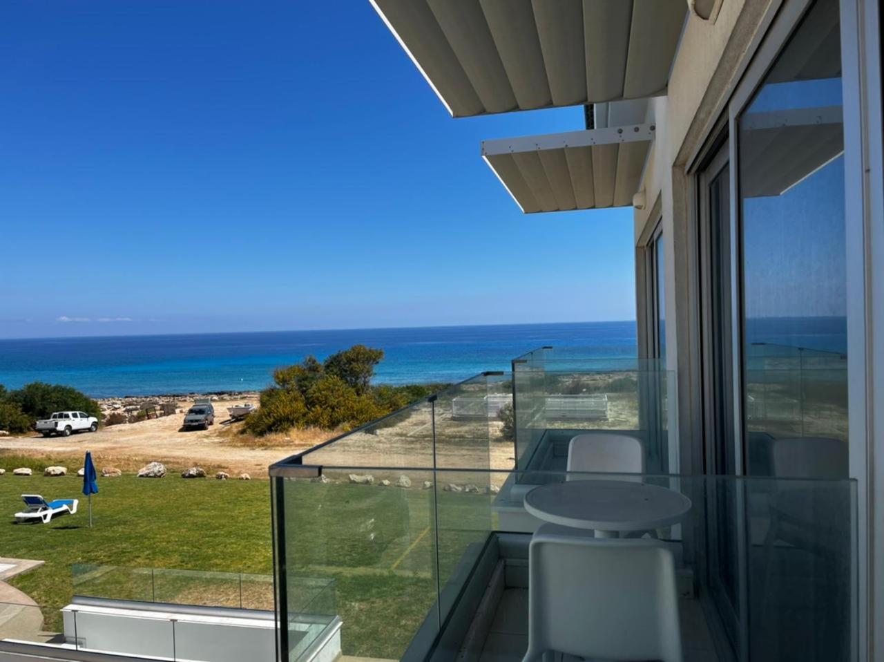 Ocean Suites Luxury Apartments view 2