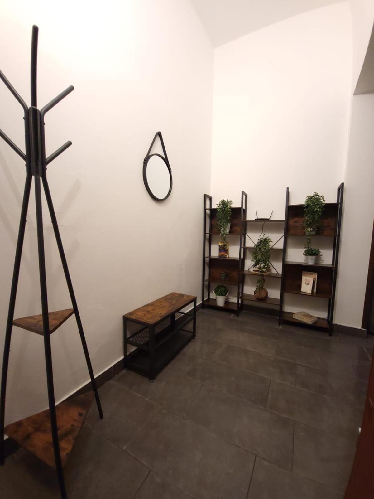 Giovenchi’s Apartment