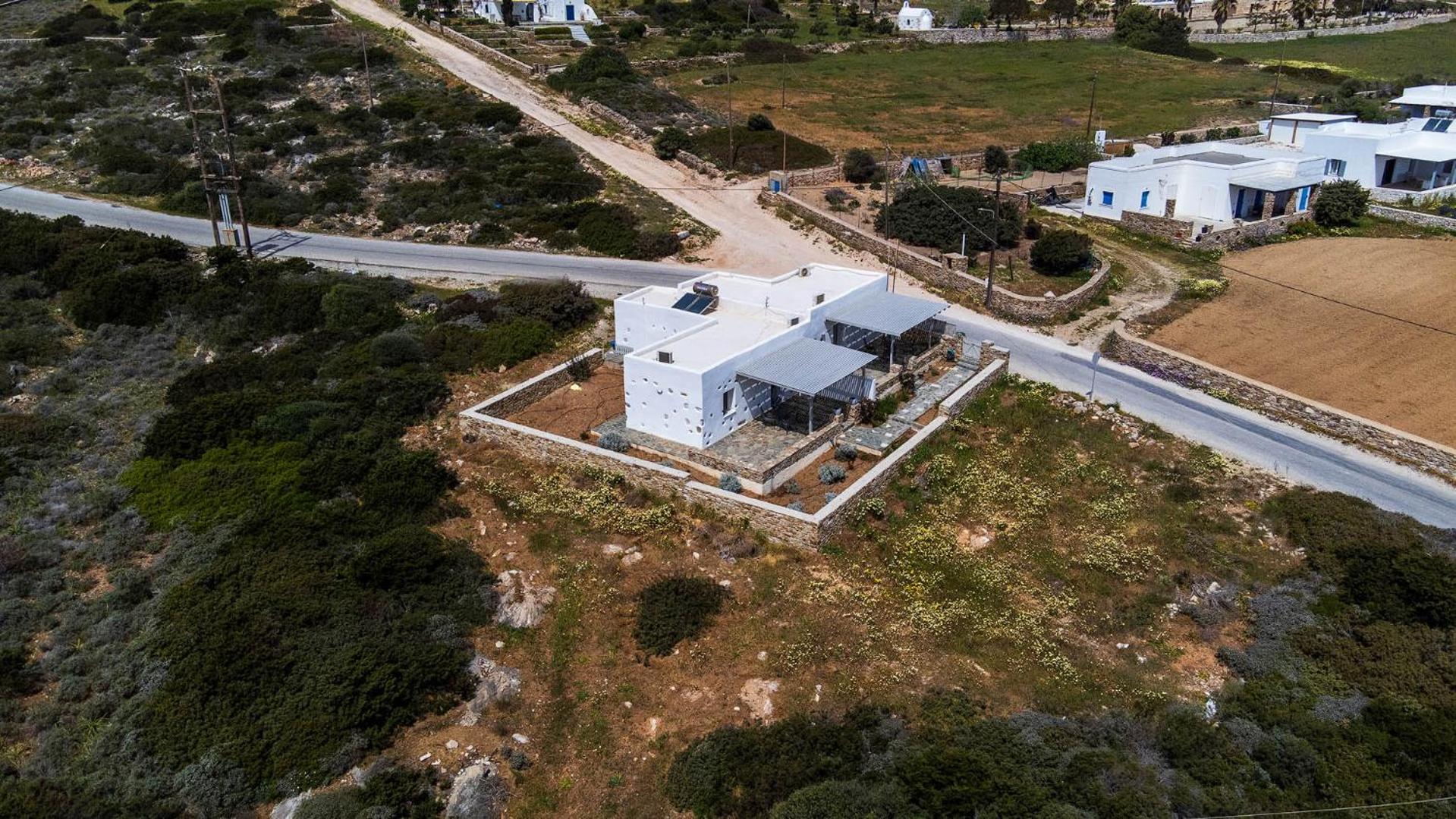 SAND & WAVES HOUSE view 5