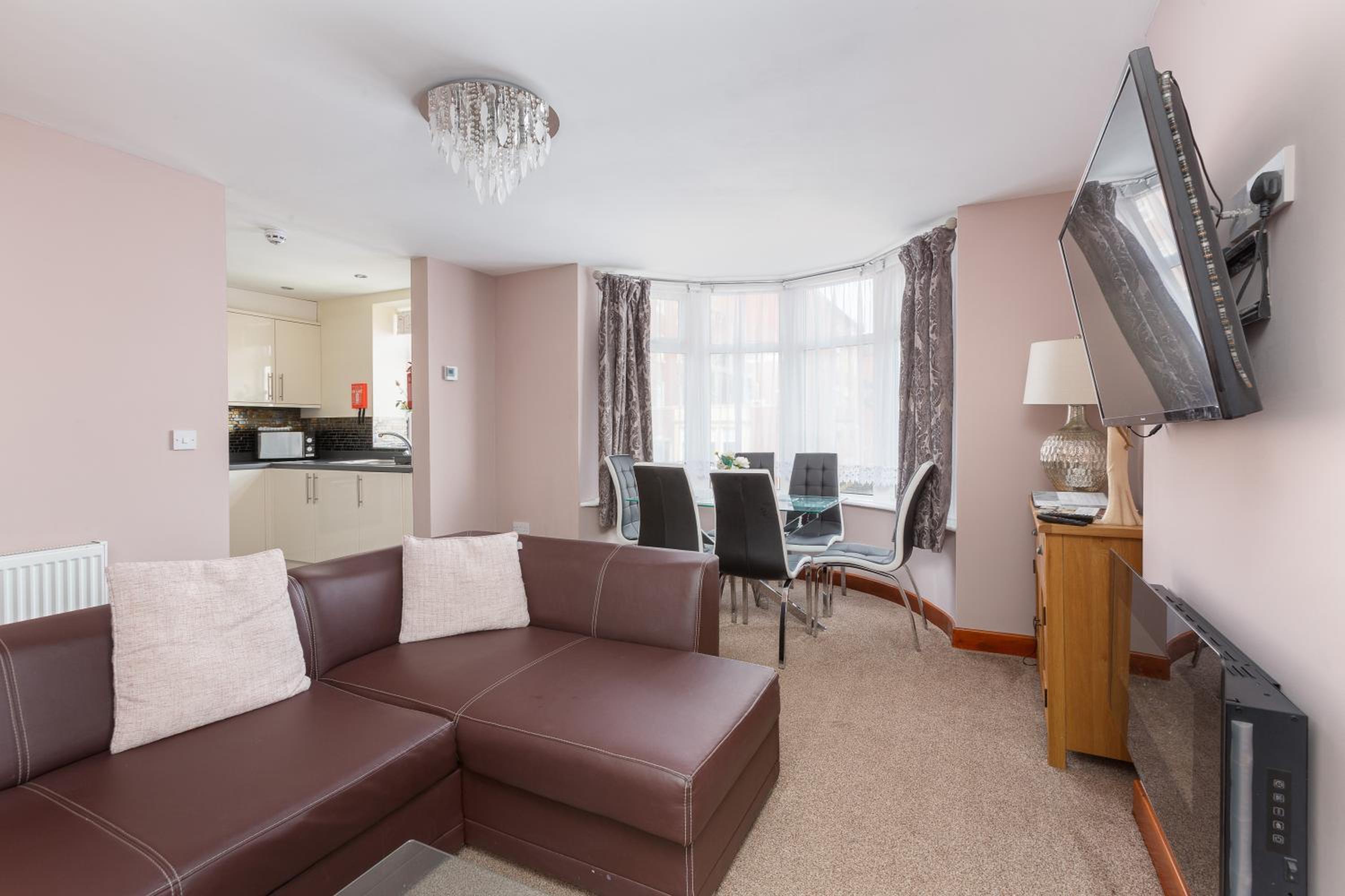Beachcliffe Lodge Apartments view 3