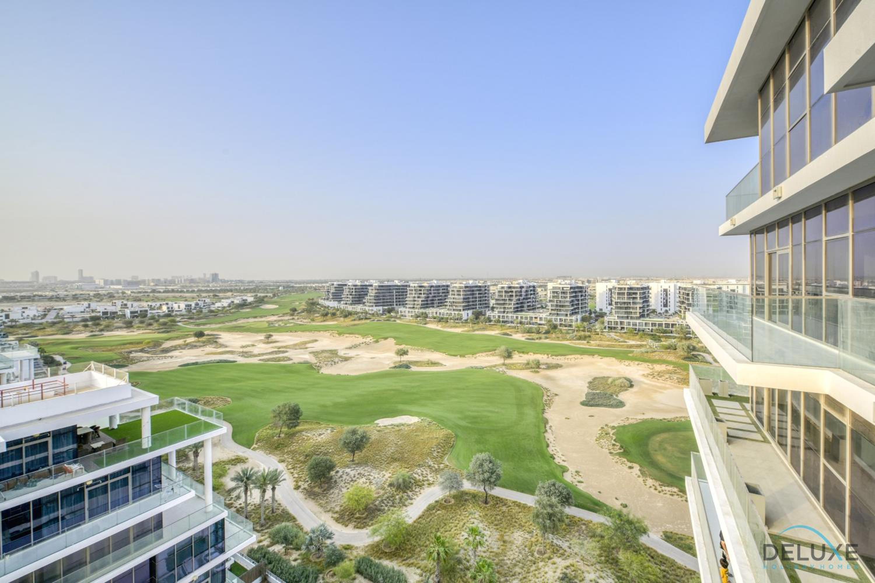 Sunlit Studio at Golf Promenade 2A DAMAC Hills By Deluxe Holiday Homes