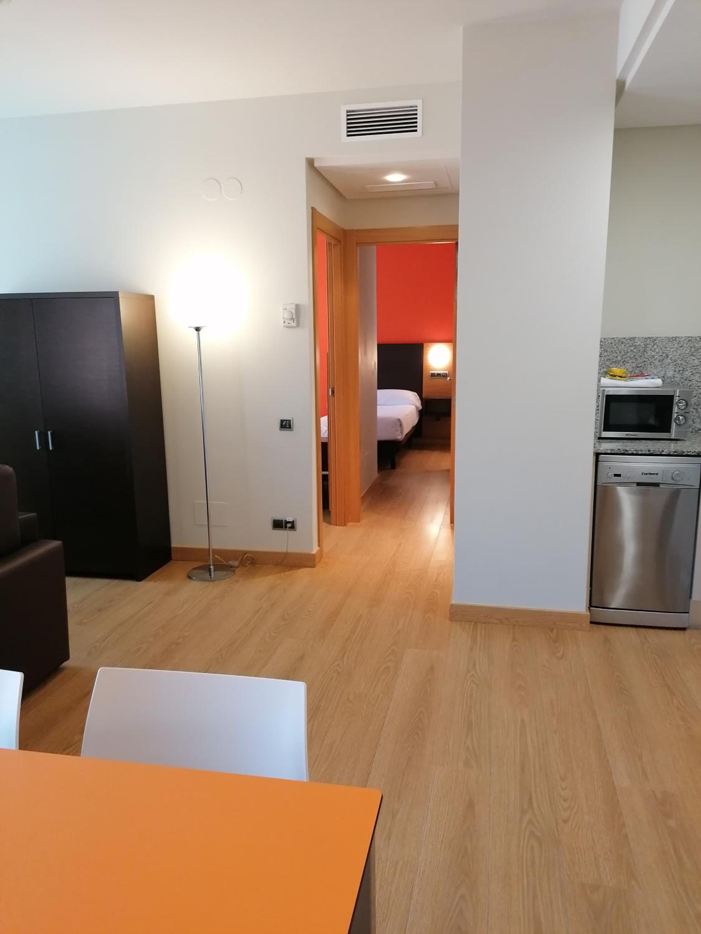 Apartamentos Maritimo Ris con garaje